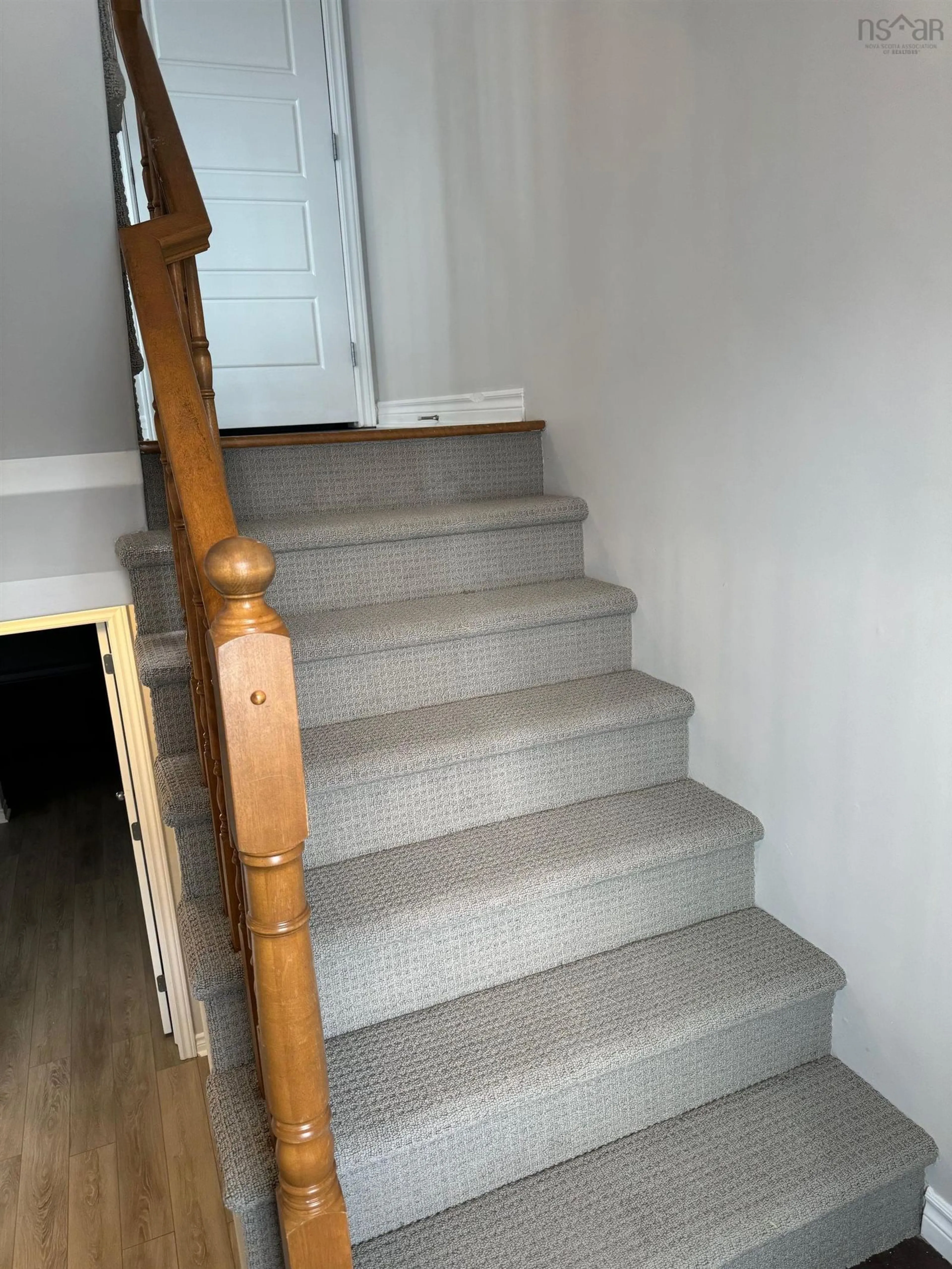 Stairs for 22 Halef Crt, Halifax Nova Scotia B3N 1M1