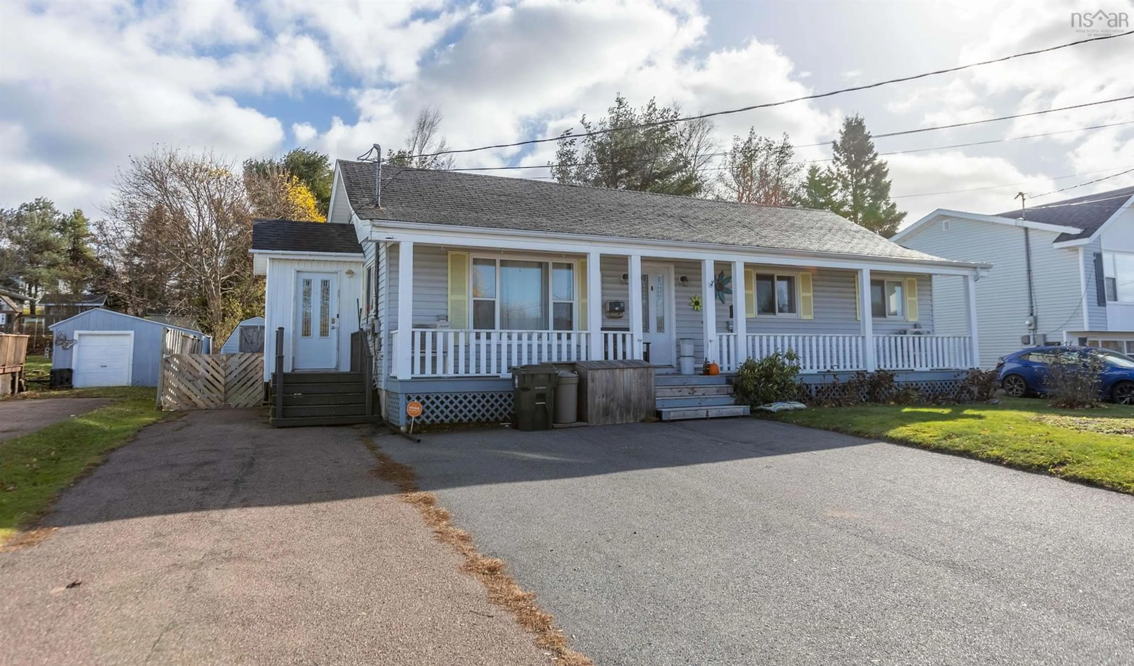 A pic from exterior of the house or condo, the front or back of building for 41 Townshend Ave, Amherst Nova Scotia B4H 4T6