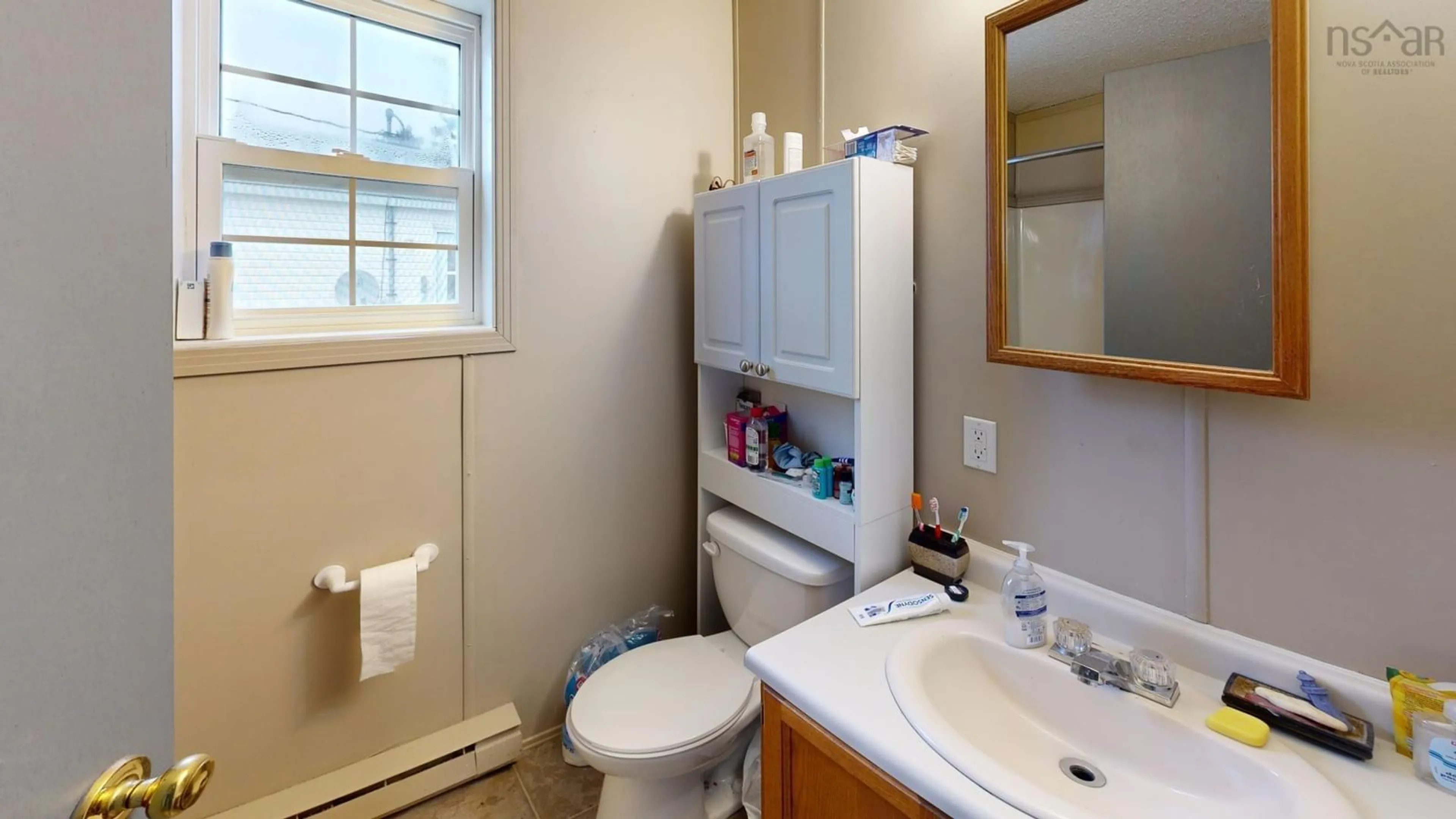 Standard bathroom for 88/94/96/102 Commission St, Sandy Point Nova Scotia B0T 1W0