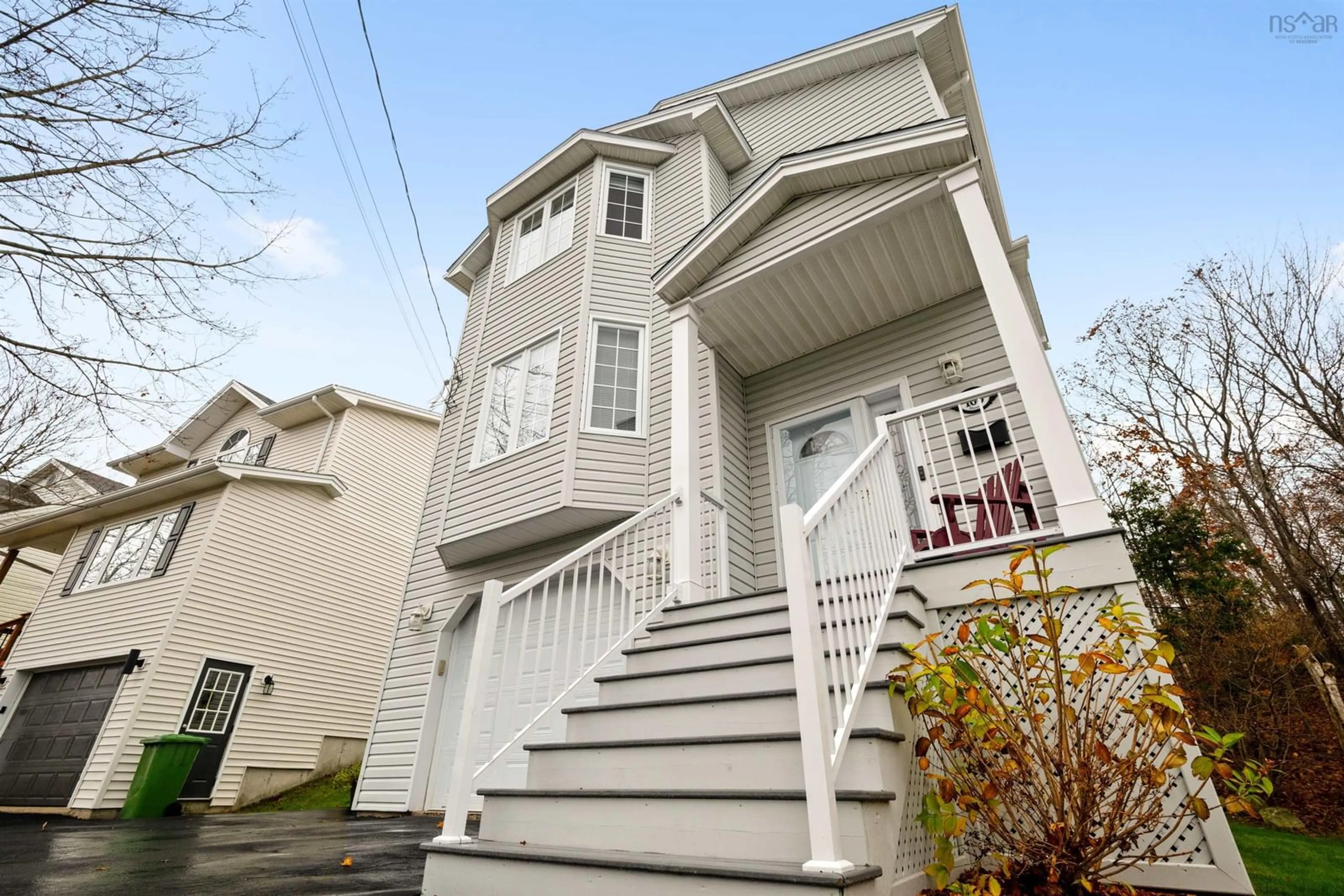 A pic from exterior of the house or condo, the front or back of building for 160 Nottingham St, Bedford Nova Scotia B4A 4G6