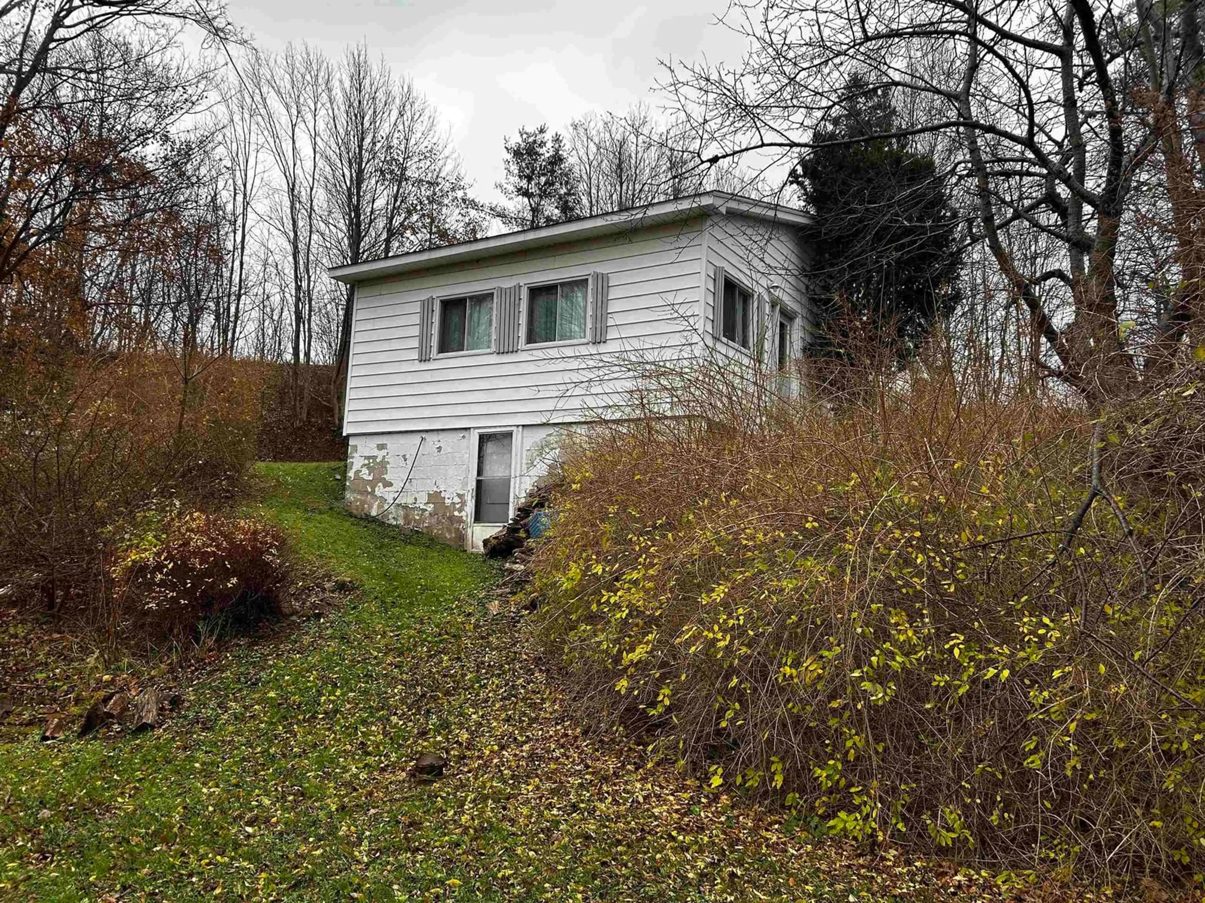 Frontside or backside of a home, cottage for 5 West Old Post Rd, Smiths Cove Nova Scotia B0S 1S0