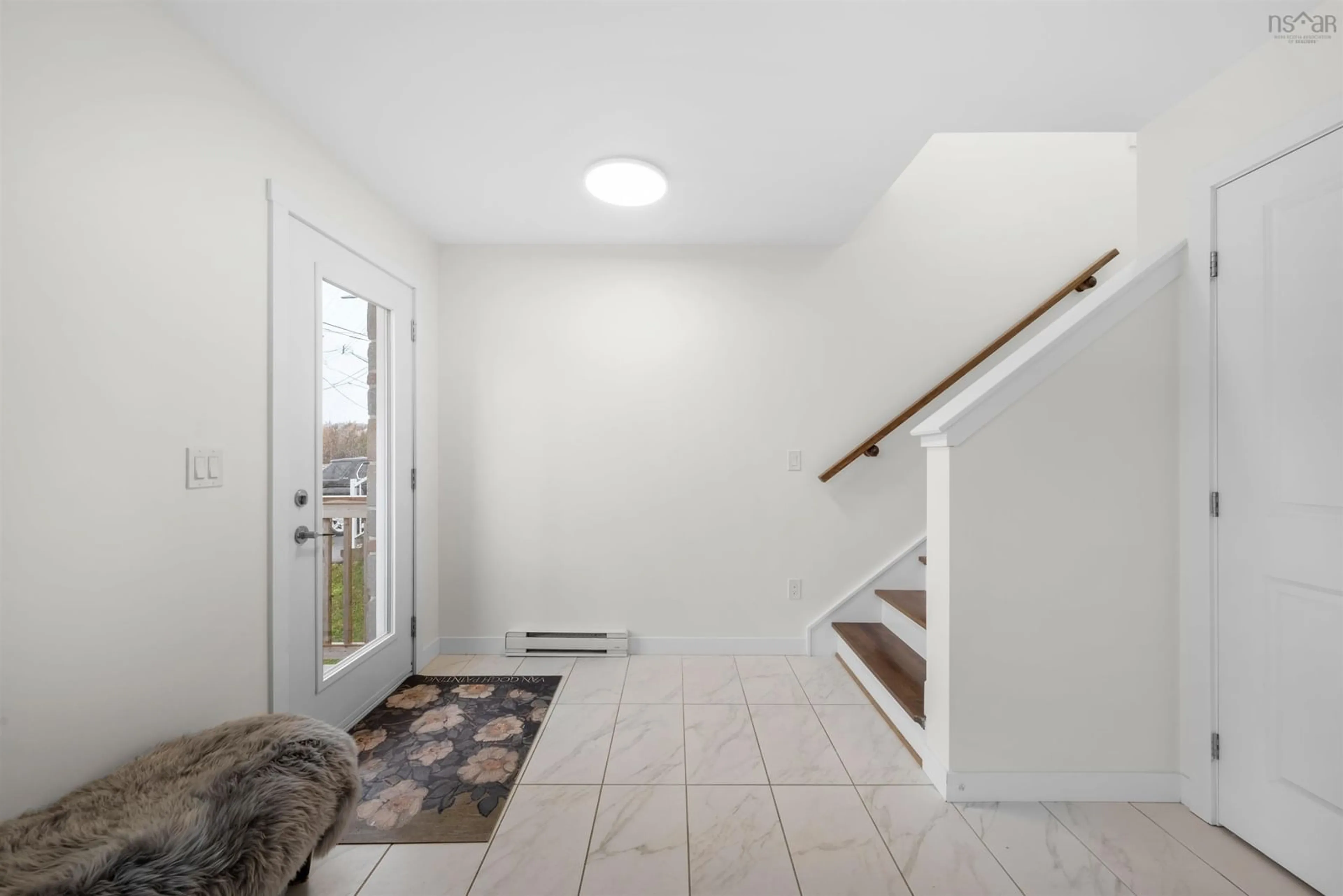 Indoor entryway, wood floors for 127 Cortland Ridge, Halifax Nova Scotia B3R 0G7