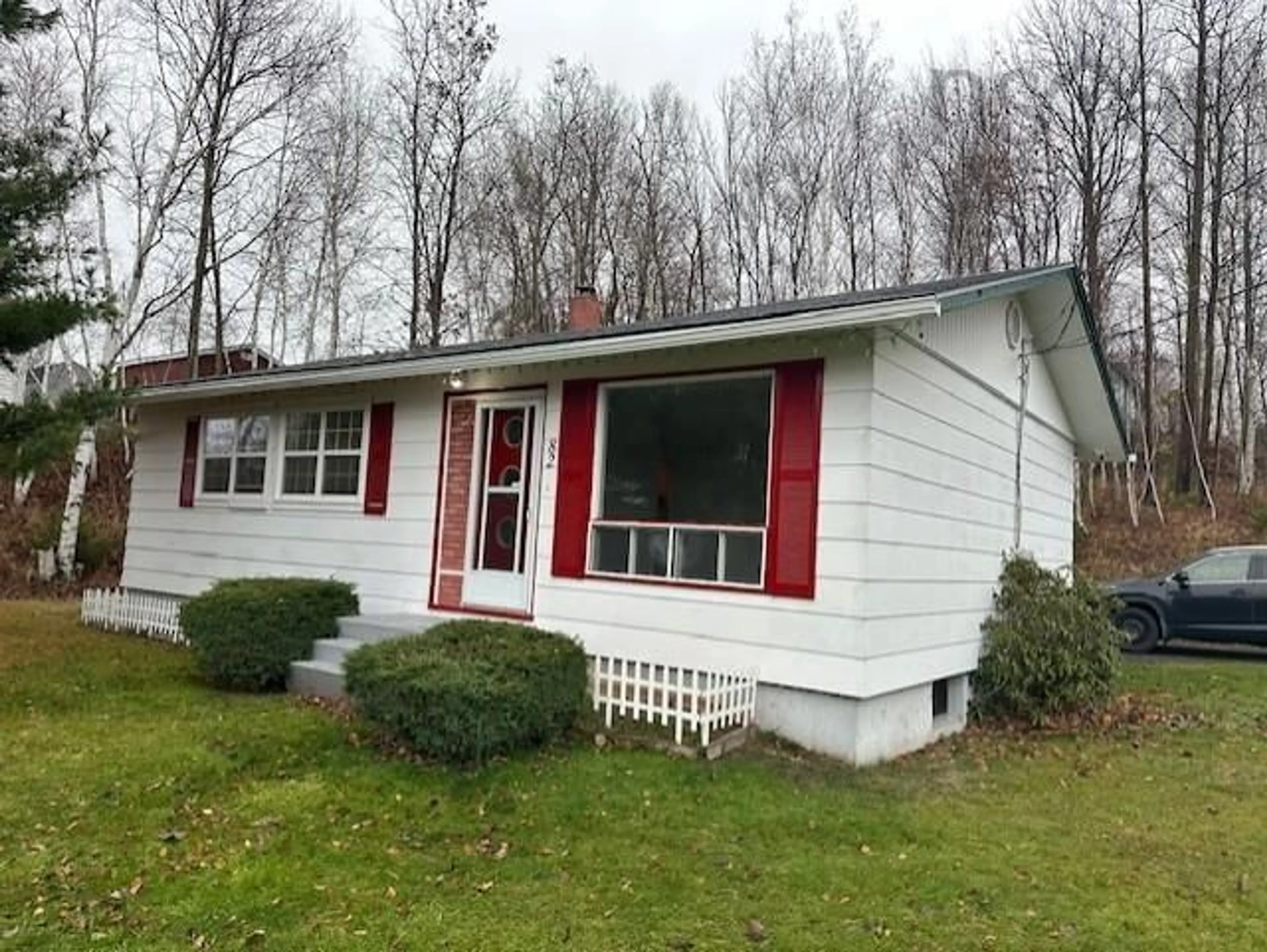 Frontside or backside of a home, cottage for 82 Sixth St, Trenton Nova Scotia B0K 1X0