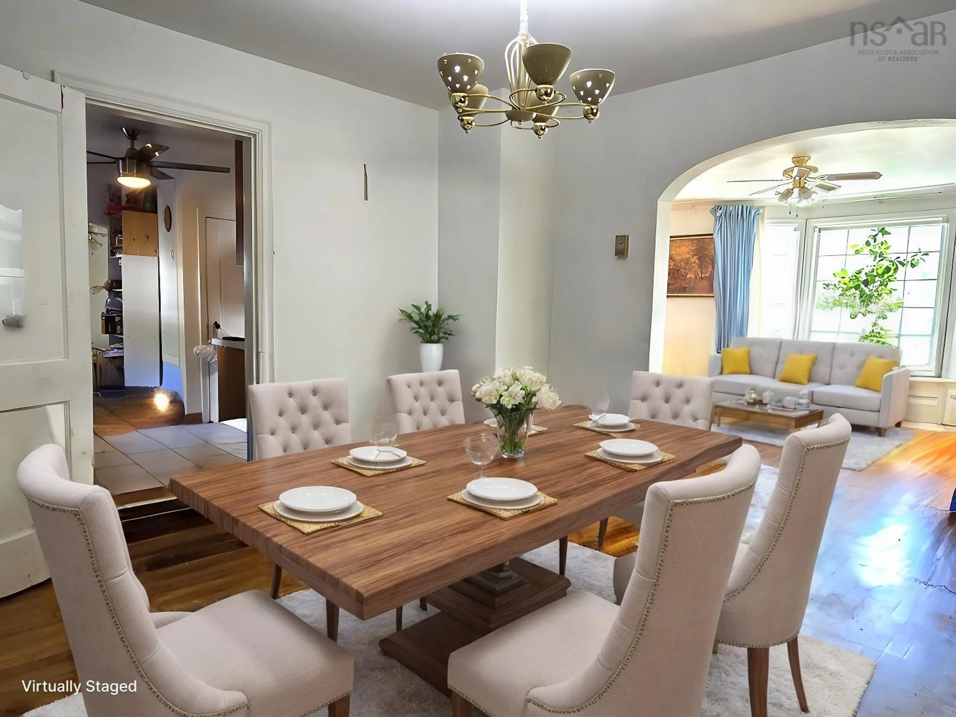 Dining room, wood floors for 2739 Connaught Ave, Halifax Nova Scotia B3L 2Z6