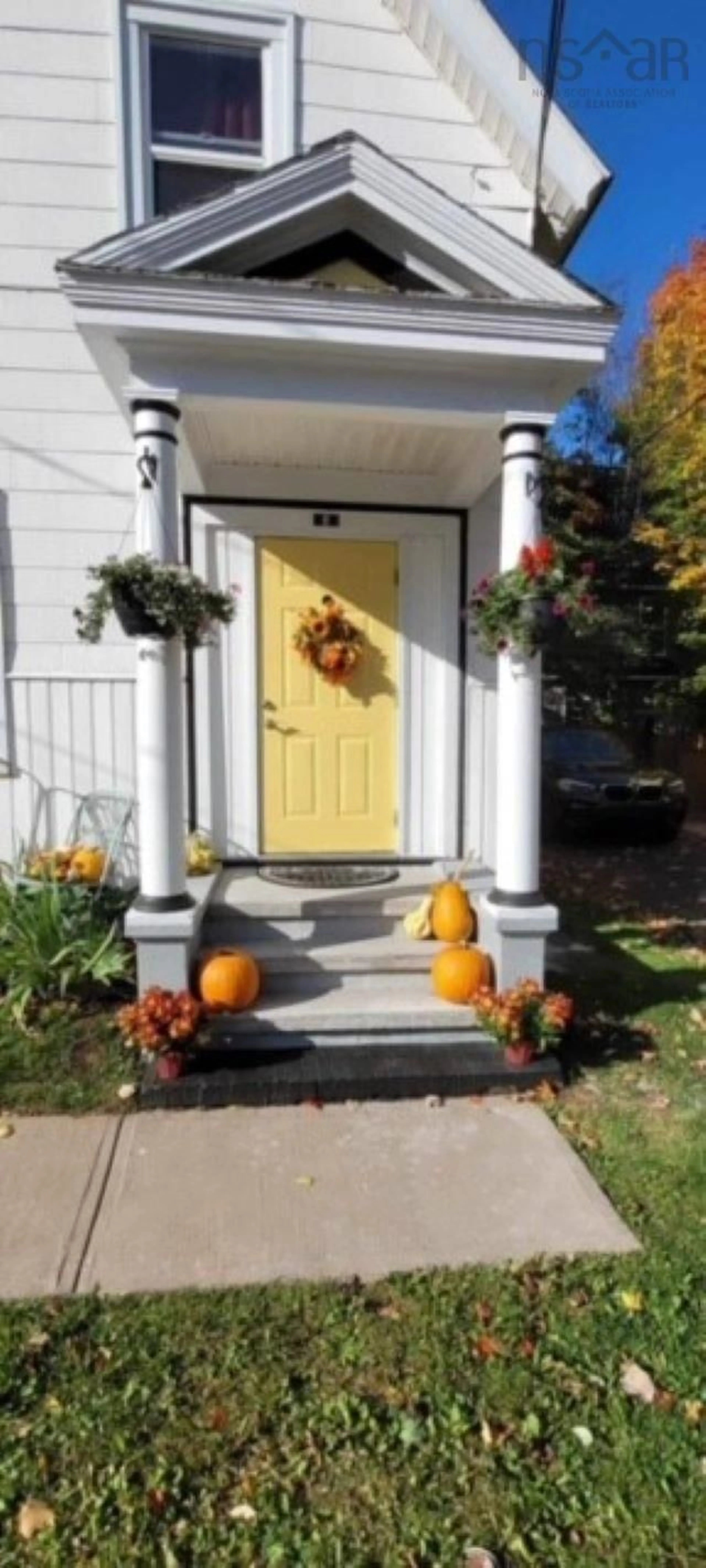 Indoor entryway for 8 Faulkner St, Truro Nova Scotia B2N 3V2