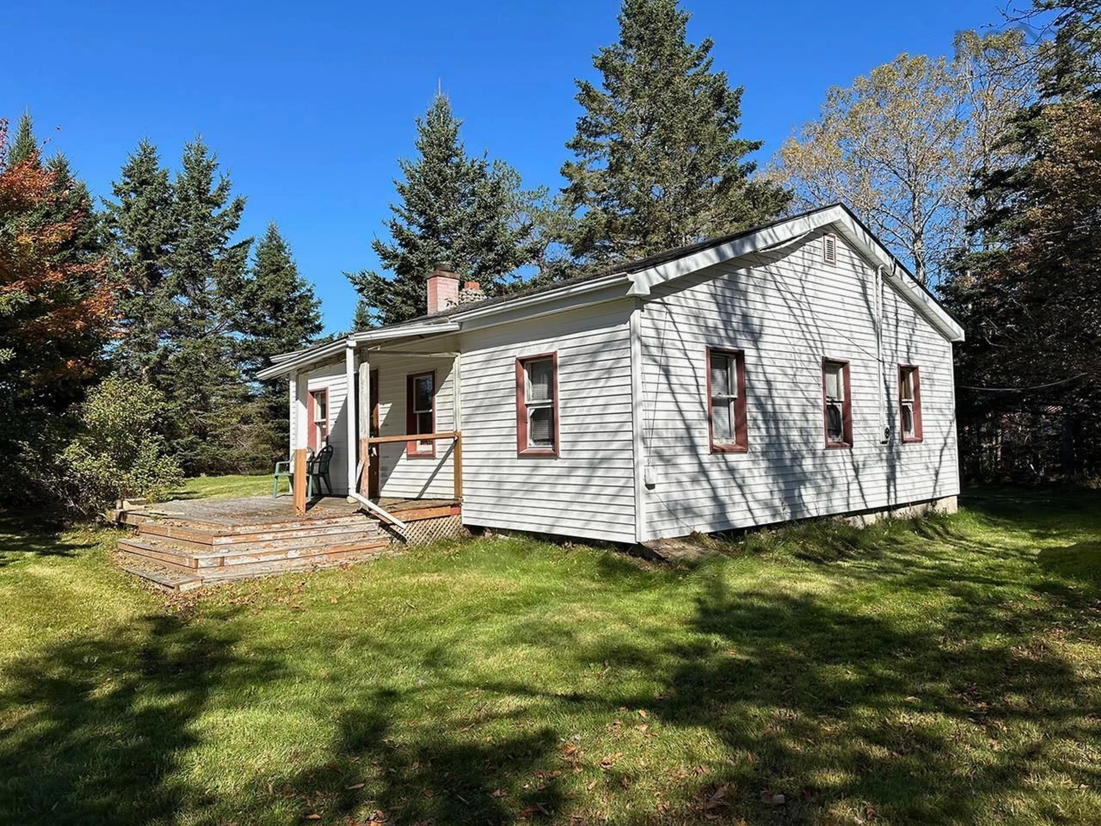 A pic from exterior of the house or condo, cottage for 315 Kennedy's Rd, Boutiliers Point Nova Scotia B3Z 1V7