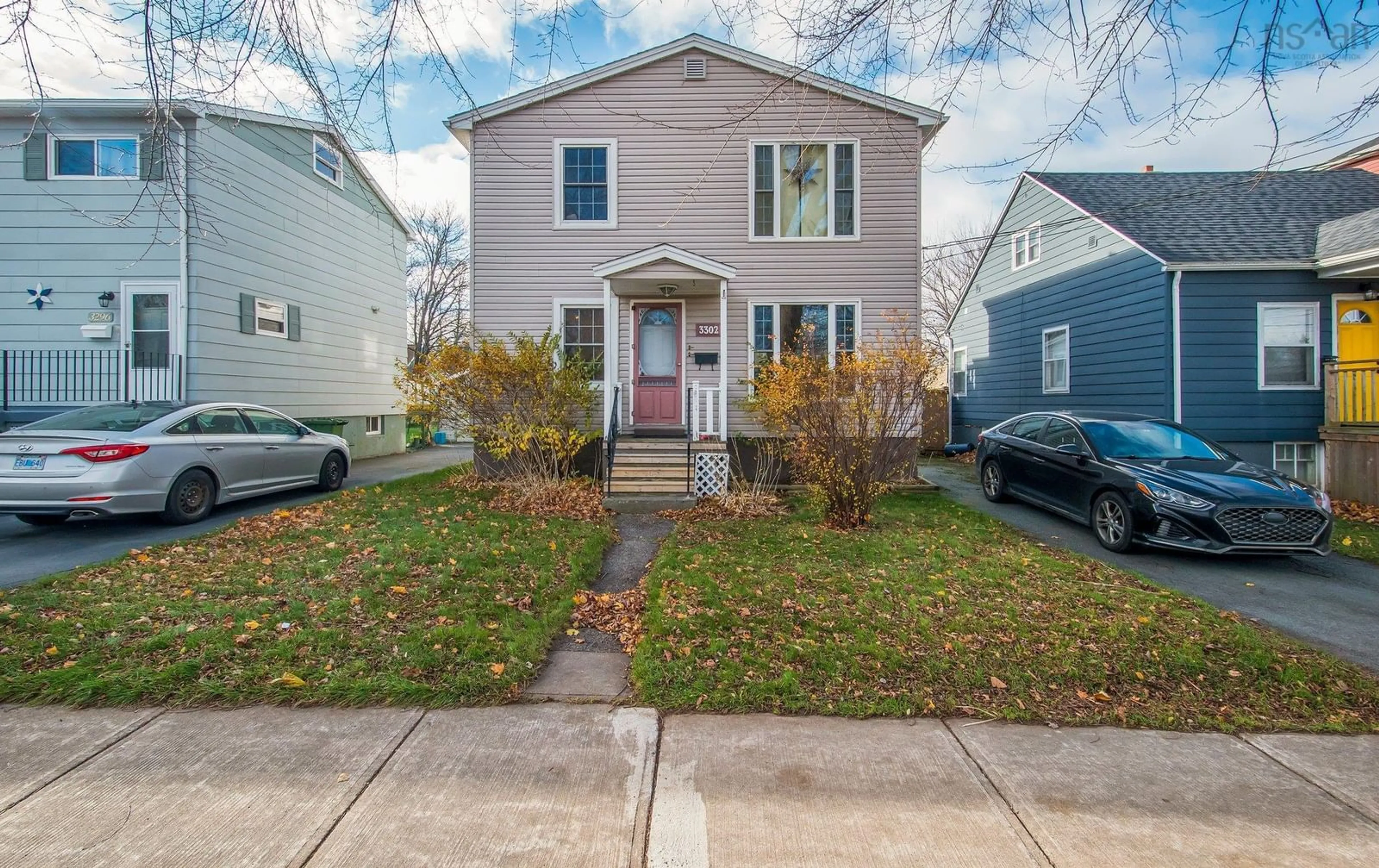 A pic from exterior of the house or condo, the street view for 3302 Connaught Ave, Halifax Nova Scotia B3L 3B3