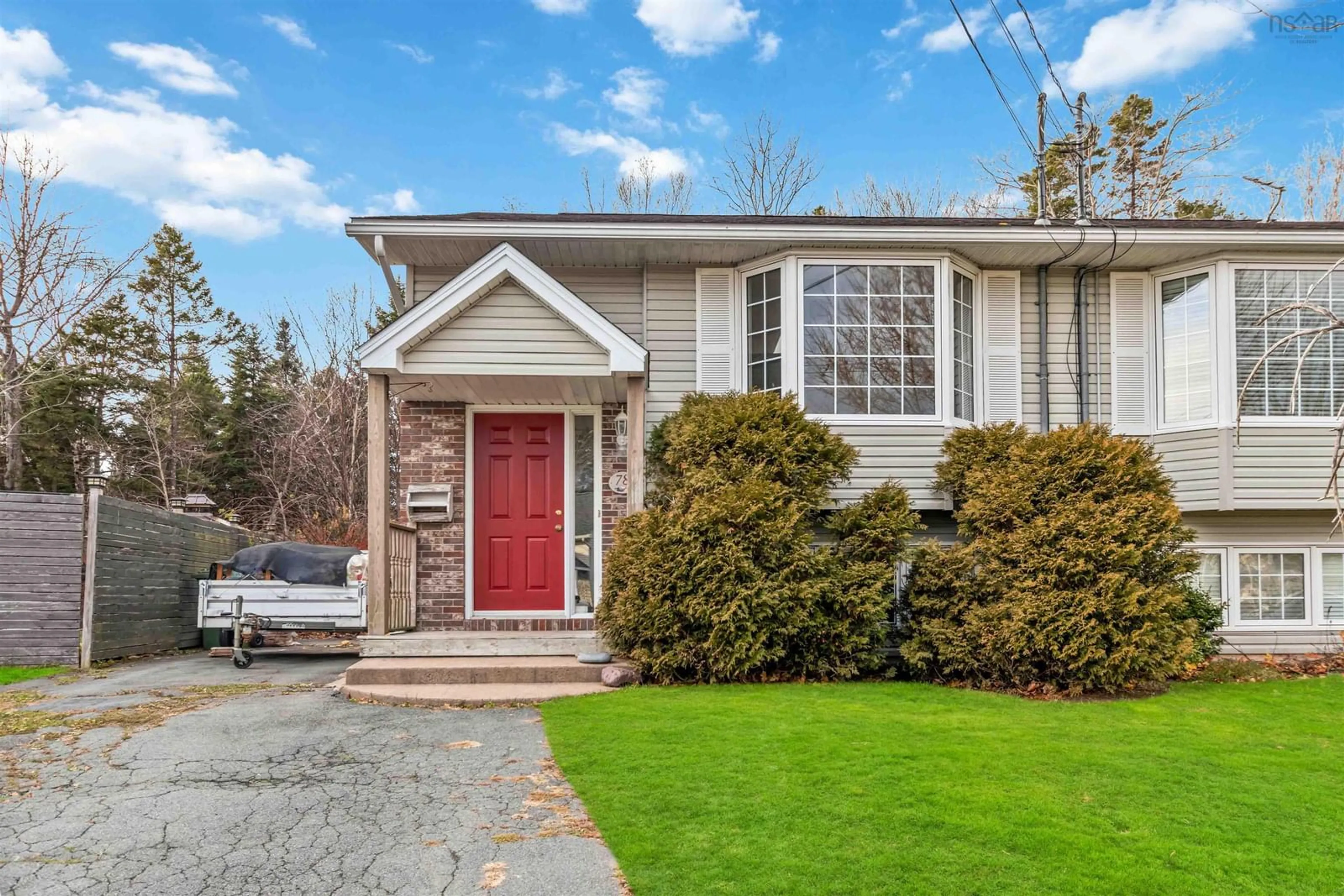 A pic from exterior of the house or condo, cottage for 78 Hewer Cres, Middle Sackville Nova Scotia B4E 3E7