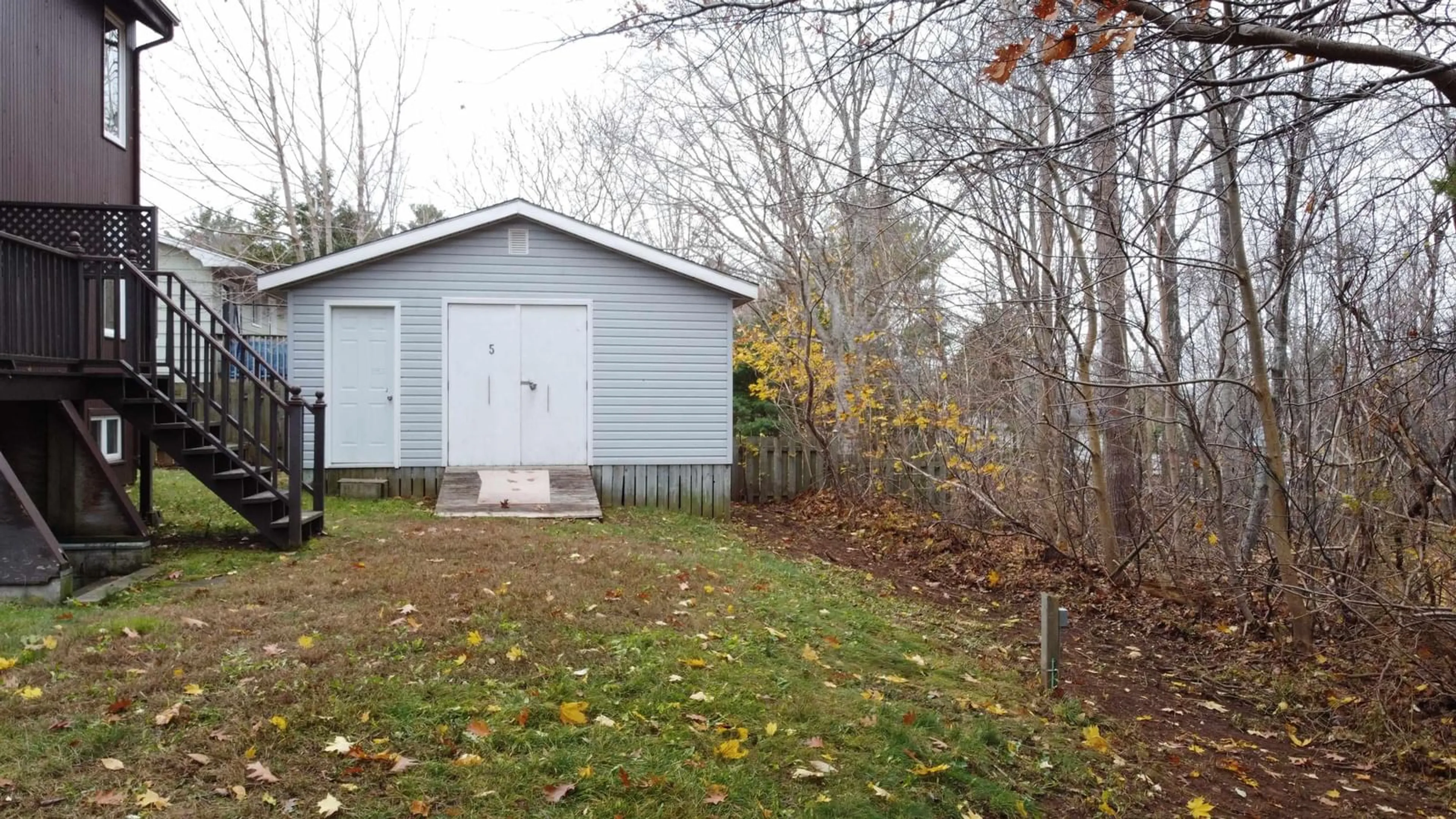 Shed for 5 Colonial Cres, New Minas Nova Scotia B4N 4M6