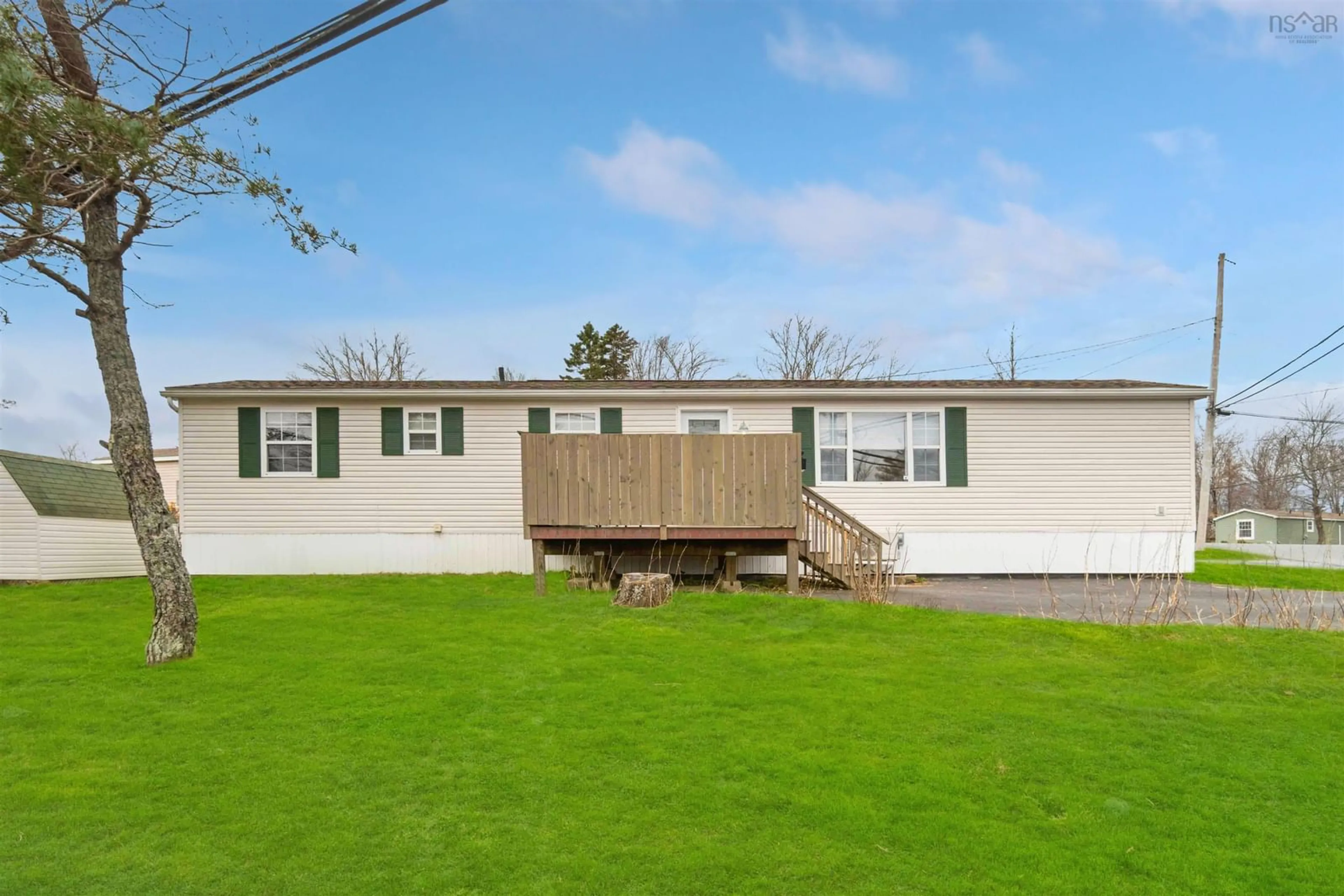 Home with vinyl exterior material for 131 Milo Terr, Beaver Bank Nova Scotia B4E 1N5