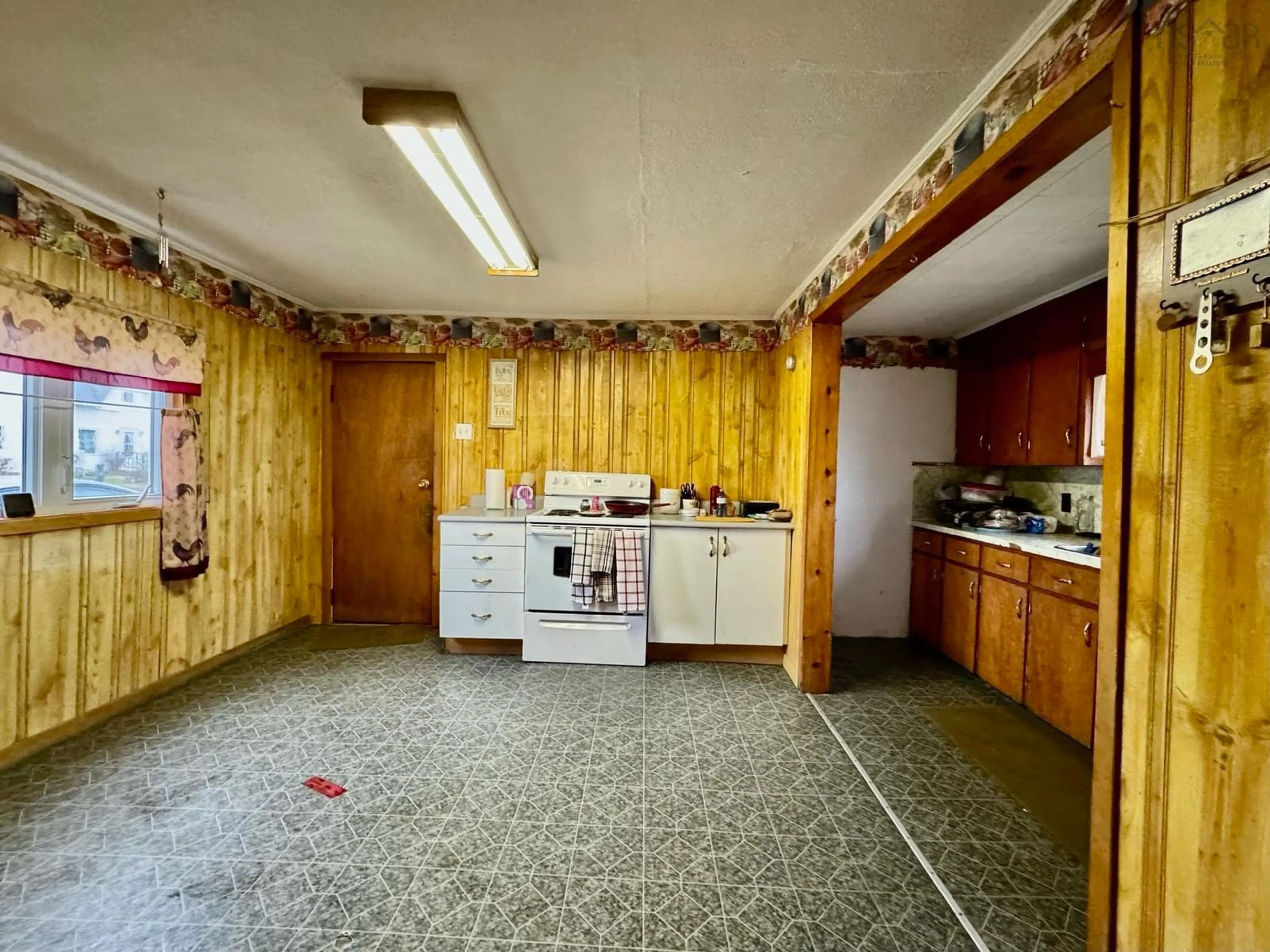 Kitchen, unknown floor, cottage for 2708 Melbourne Rd, Pinkney's Point Nova Scotia B0W 1B0