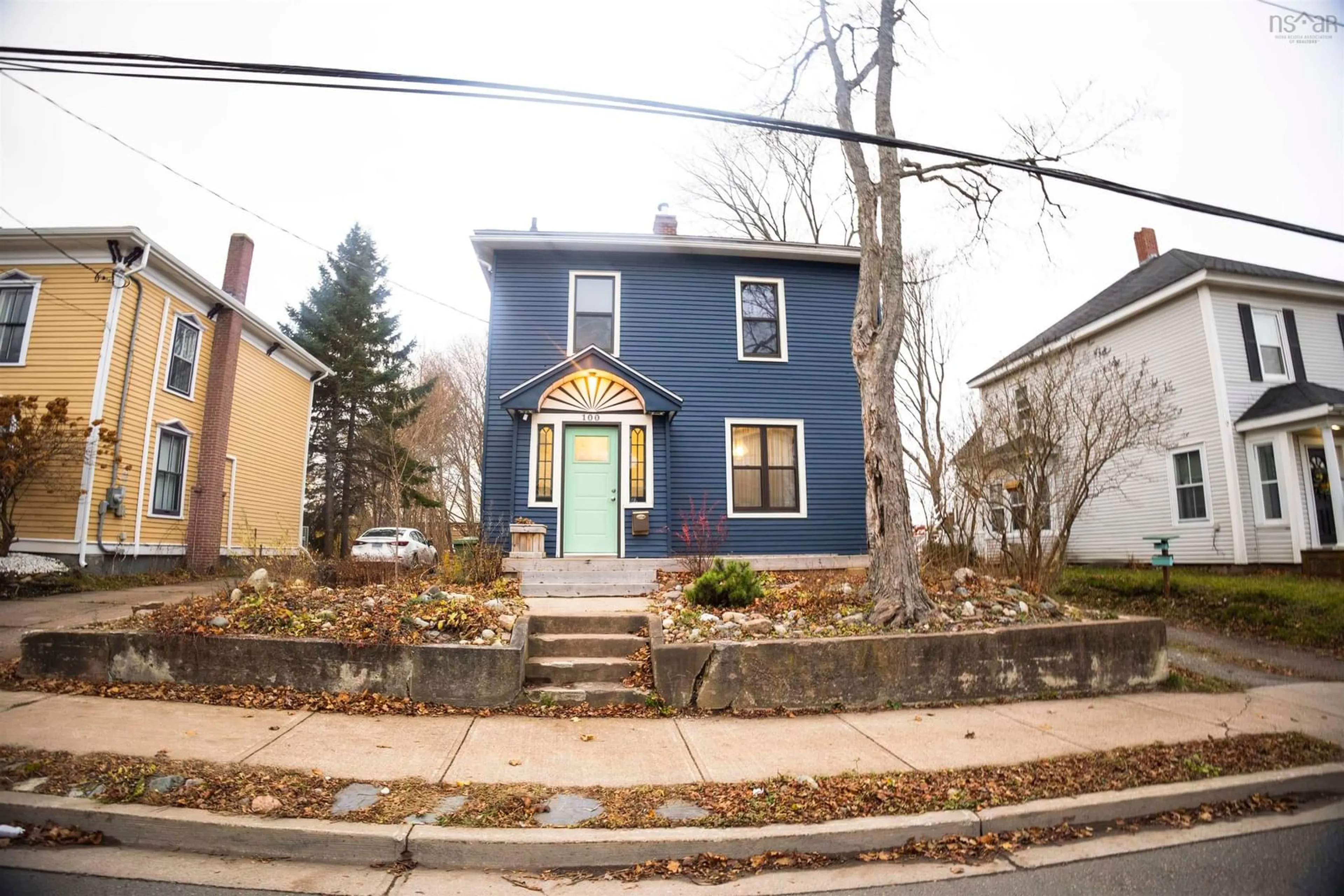 A pic from exterior of the house or condo, the street view for 100 Park St, Truro Nova Scotia B2N 3J3