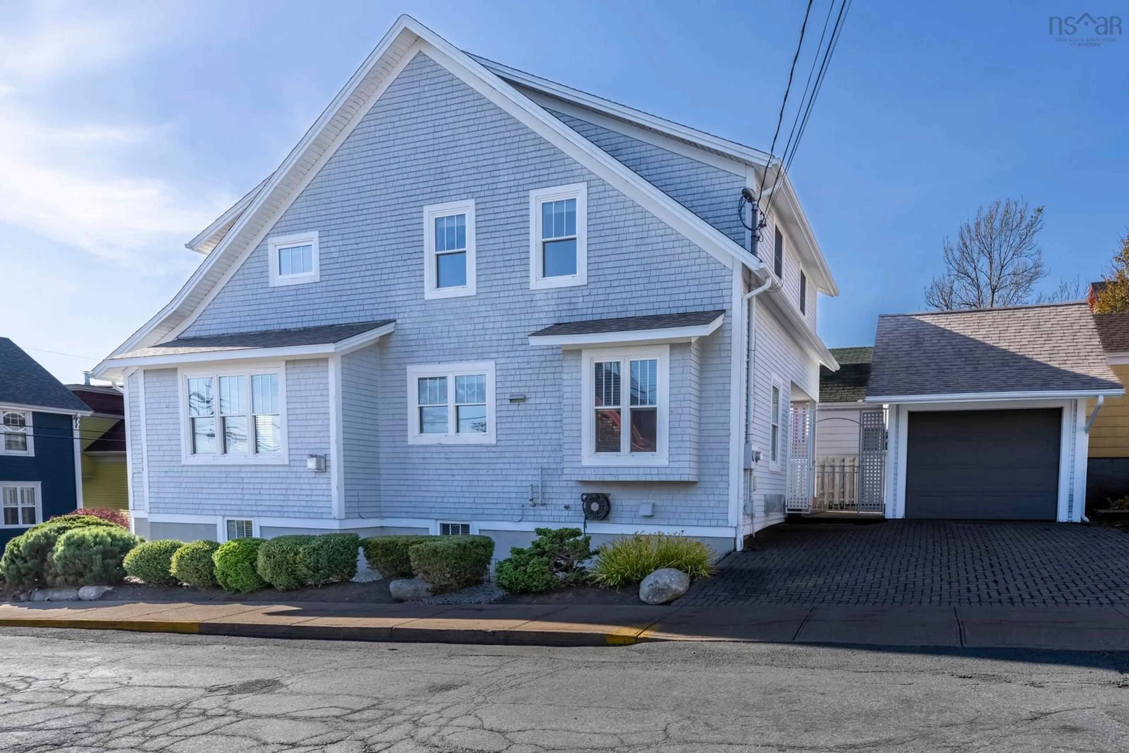 A pic from exterior of the house or condo, cottage for 219 Montague St, Lunenburg Nova Scotia B0J 2C0