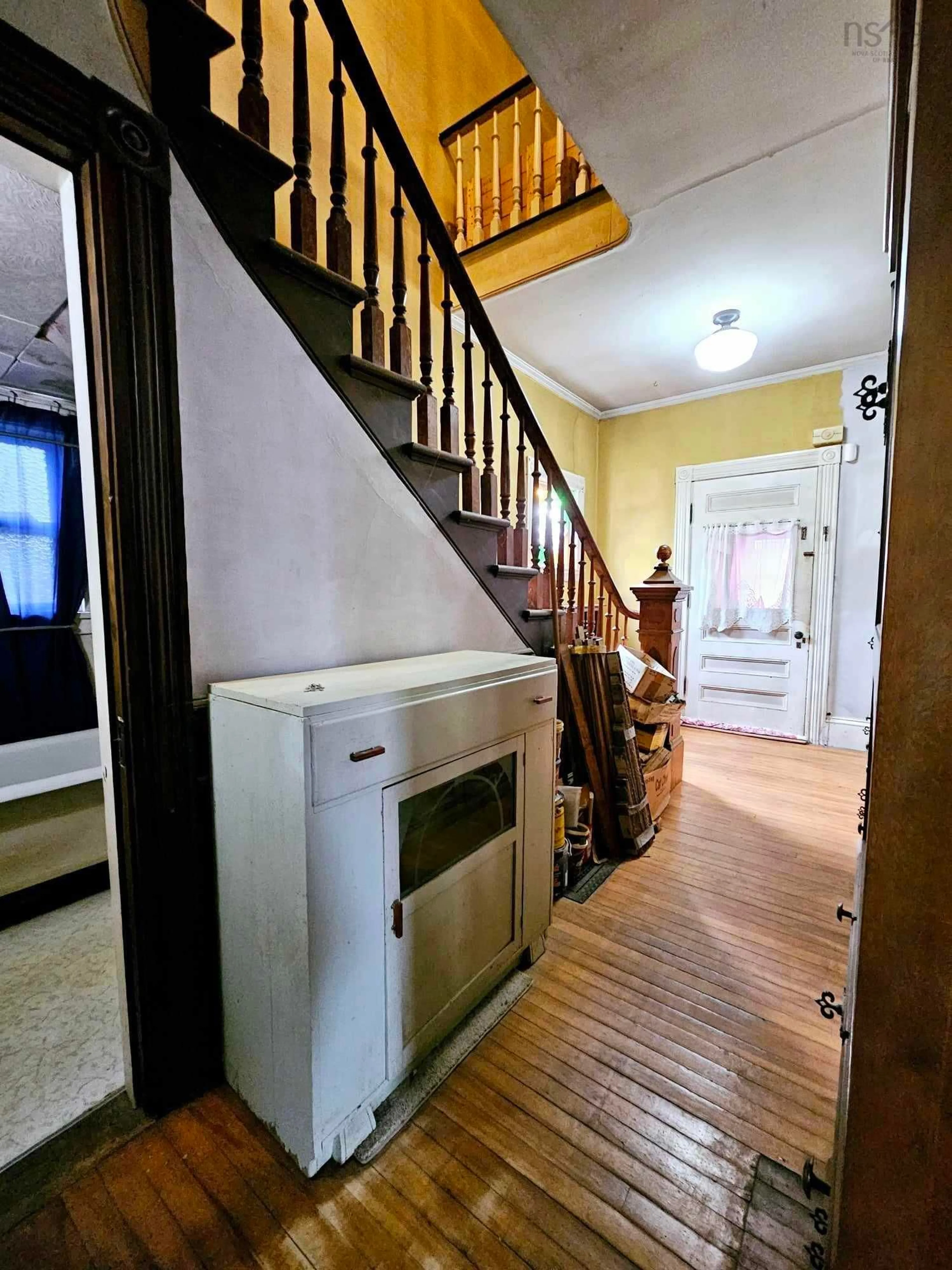 Indoor foyer, wood floors for 177 Pleasant St, Truro Nova Scotia B2N 3S7