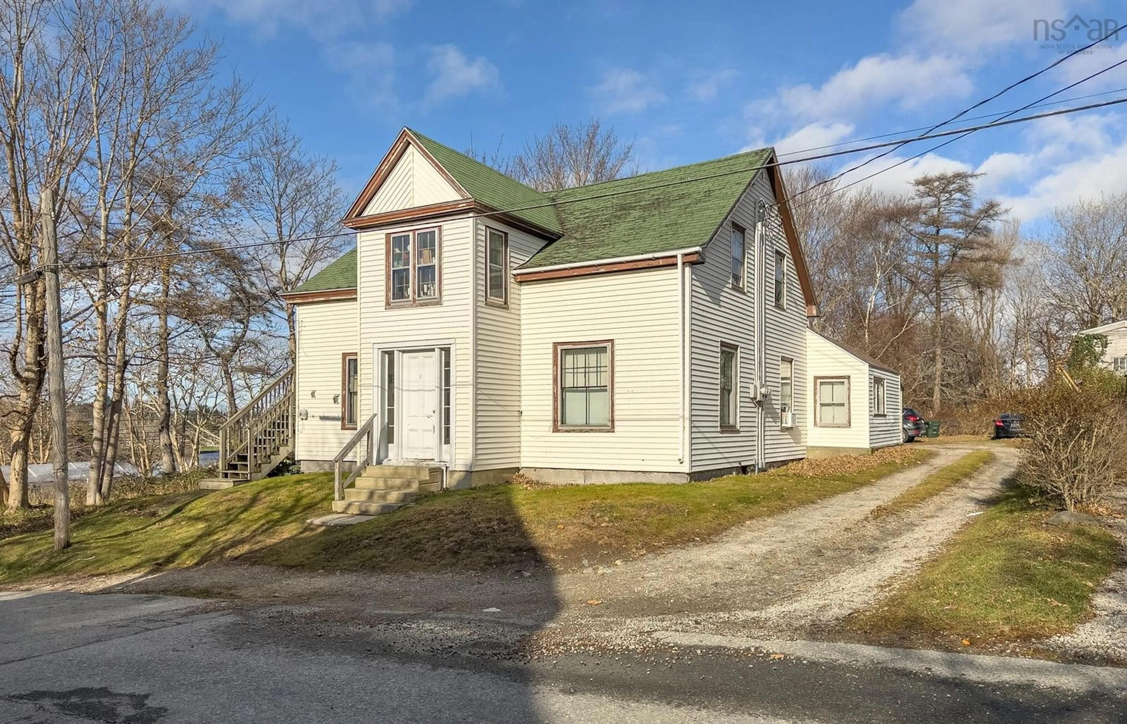 Frontside or backside of a home, cottage for 2 Walker St, Yarmouth Nova Scotia B5A 2N2