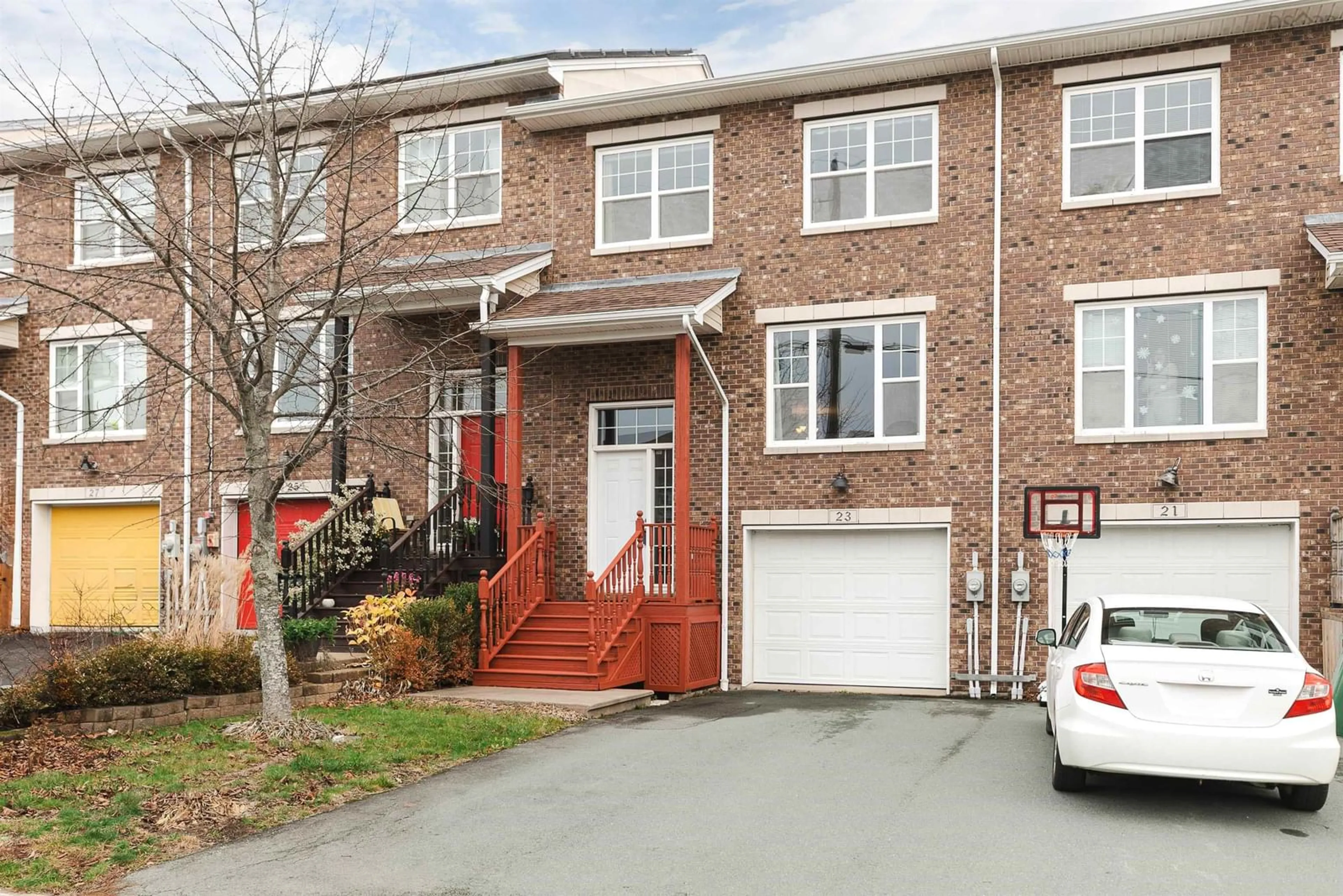 A pic from exterior of the house or condo, the street view for 23 Collingwood Crt, Portland Hills Nova Scotia B2W 0G4