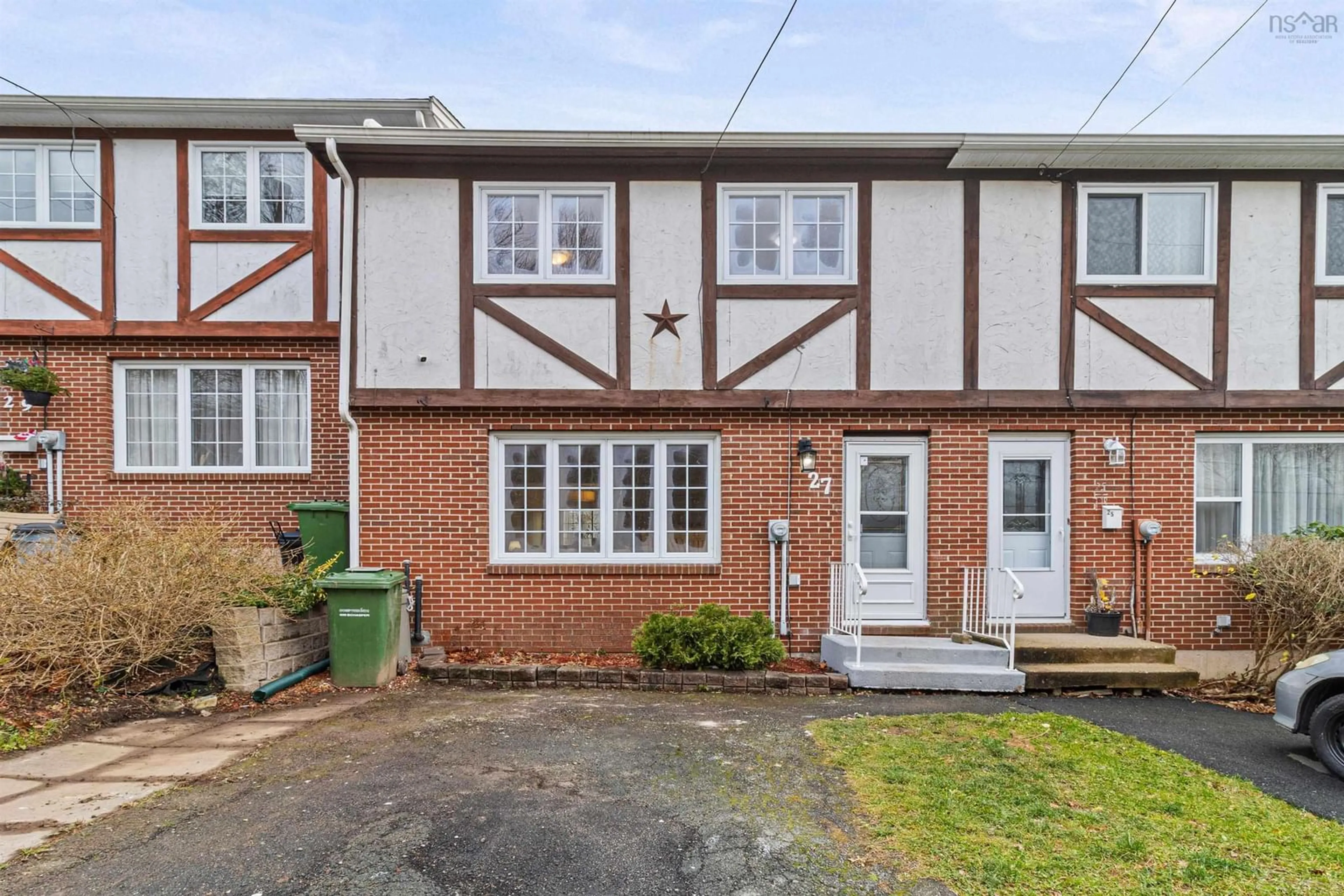 A pic from exterior of the house or condo, the front or back of building for 27 Rankin Dr, Lower Sackville Nova Scotia B4C 3A7