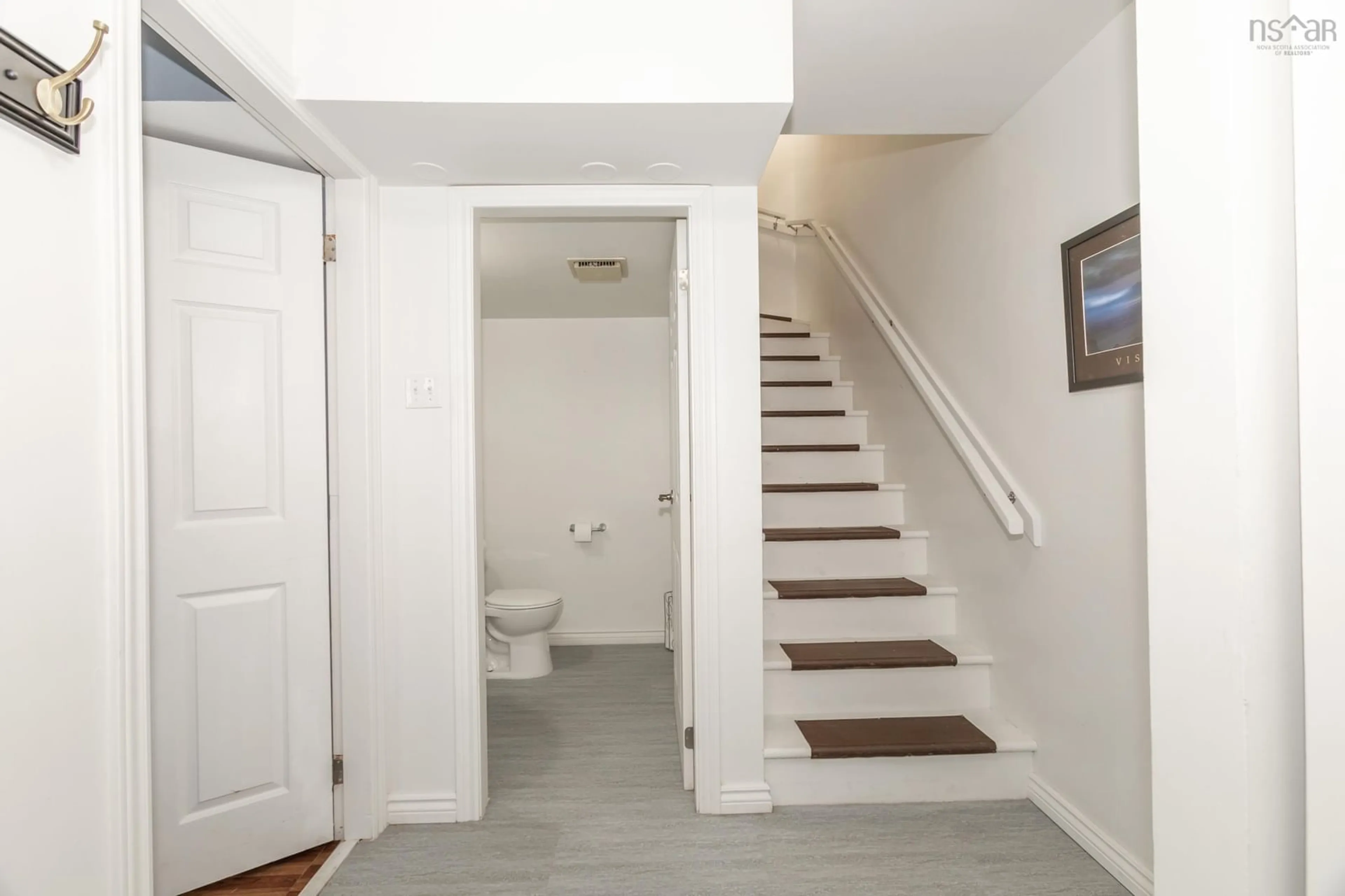 Indoor entryway, not visible floor for 512 Harbour View Crescent, Cornwallis Nova Scotia B0S 1H0