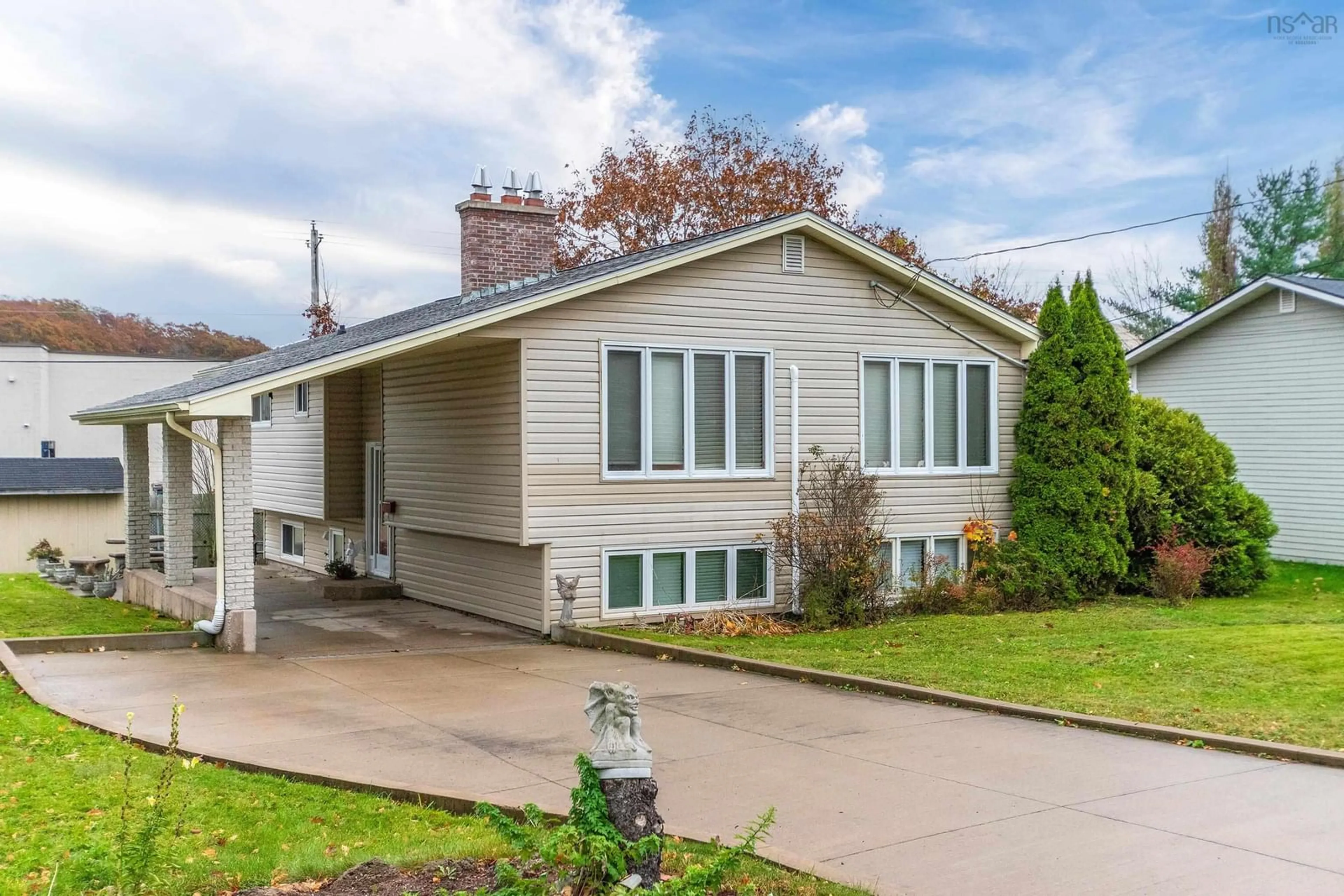 Frontside or backside of a home, cottage for 99 Union St, Bedford Nova Scotia B4A 2B6