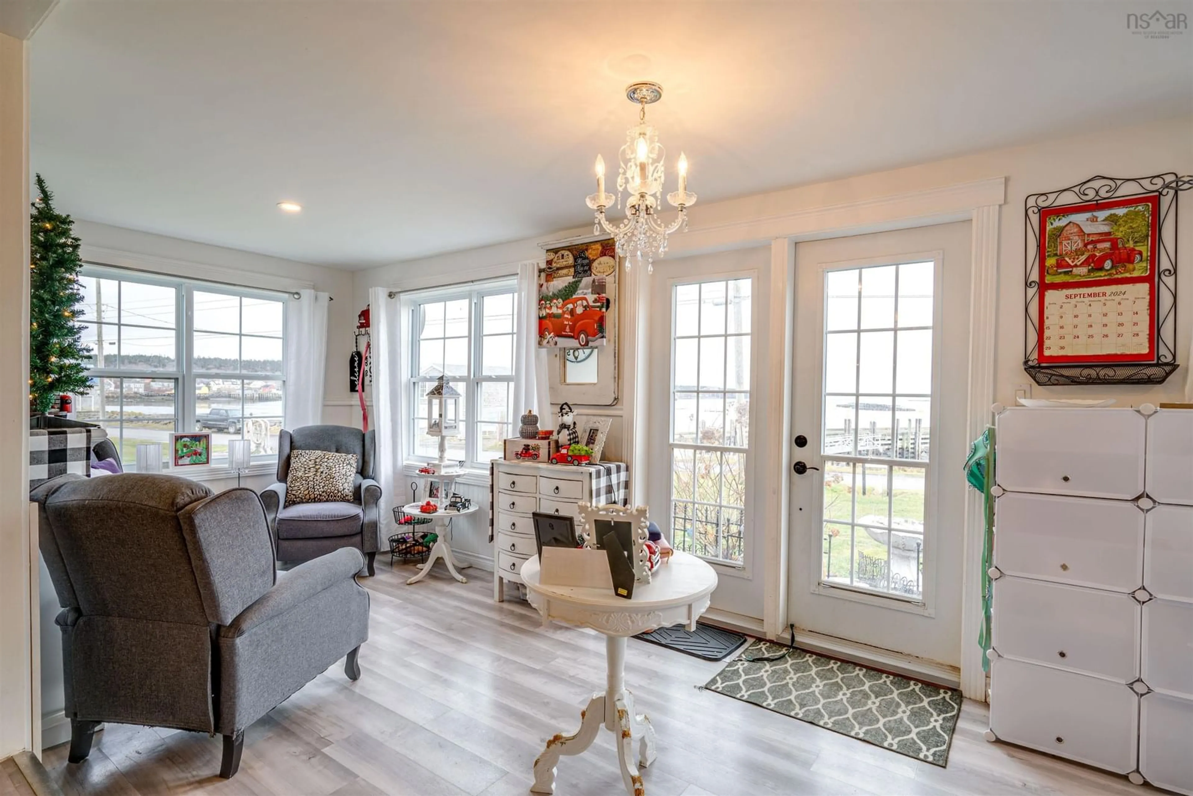 Indoor entryway, wood floors for 121 Water St, Westport Nova Scotia B0V 1H0