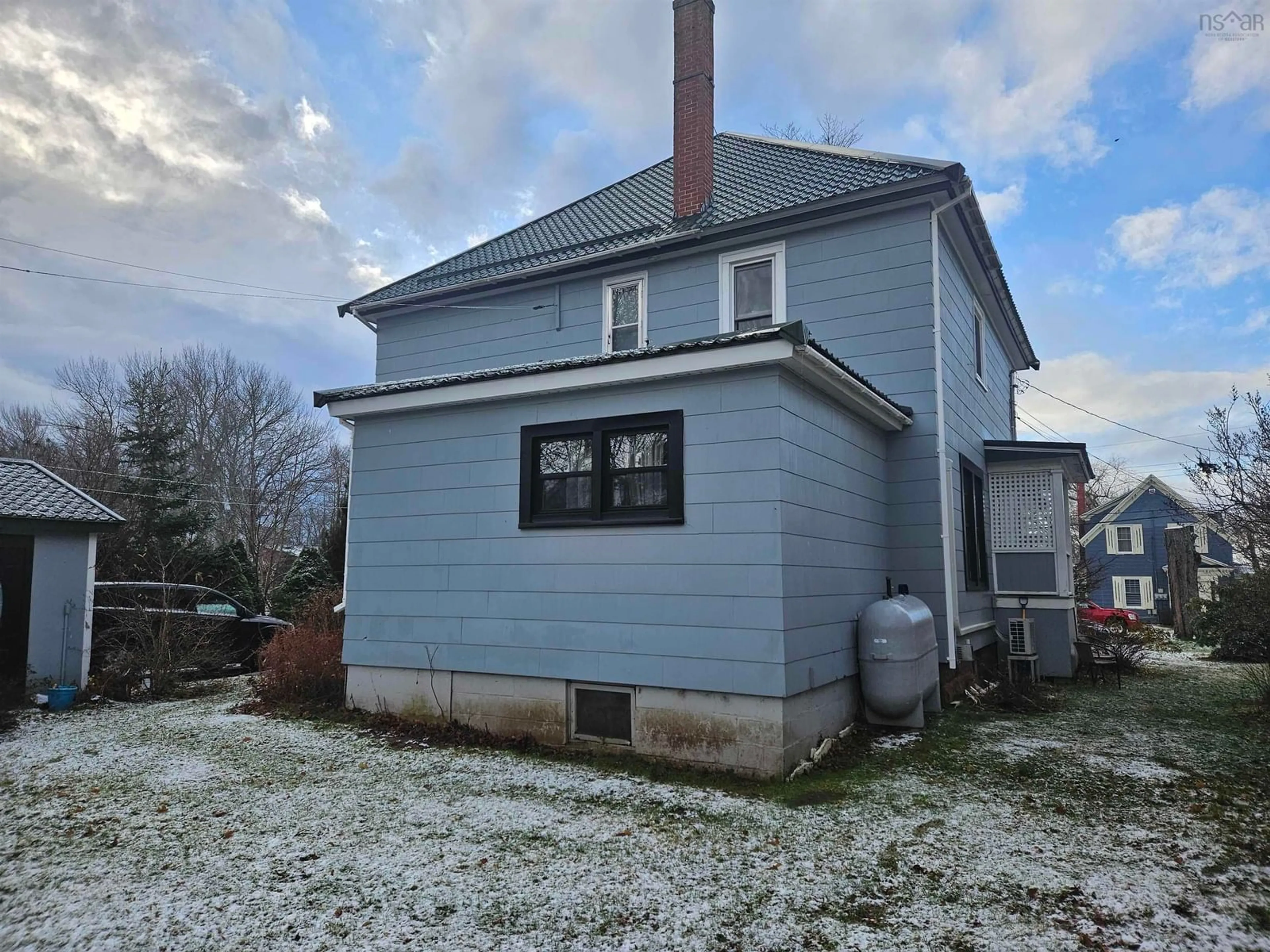 Shed for 10 Melrose St, Amherst Nova Scotia B4H 3M9