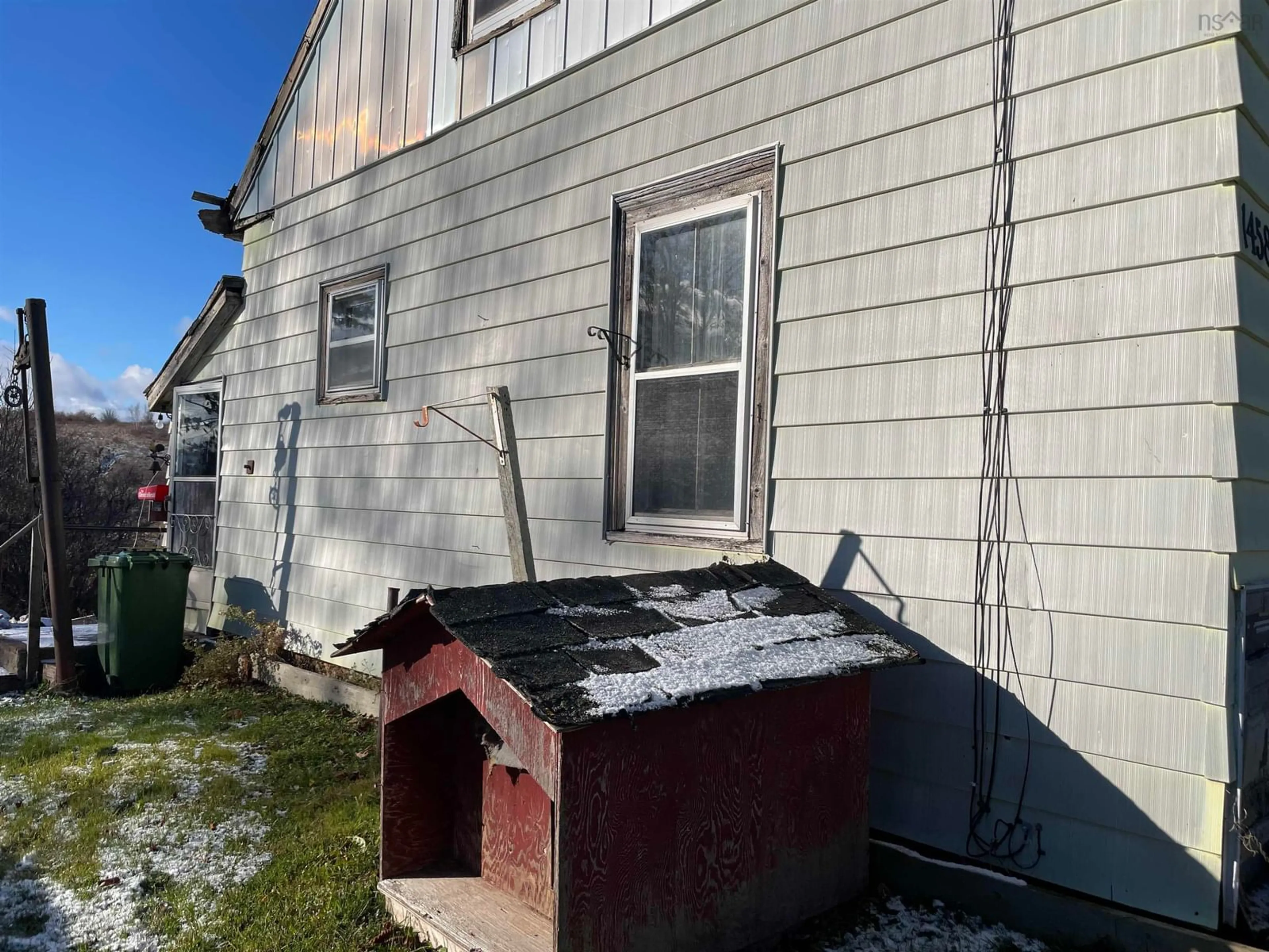 Frontside or backside of a home, the front or back of building for 1458 Bluff Rd, Hants Border Nova Scotia B0P 1P0