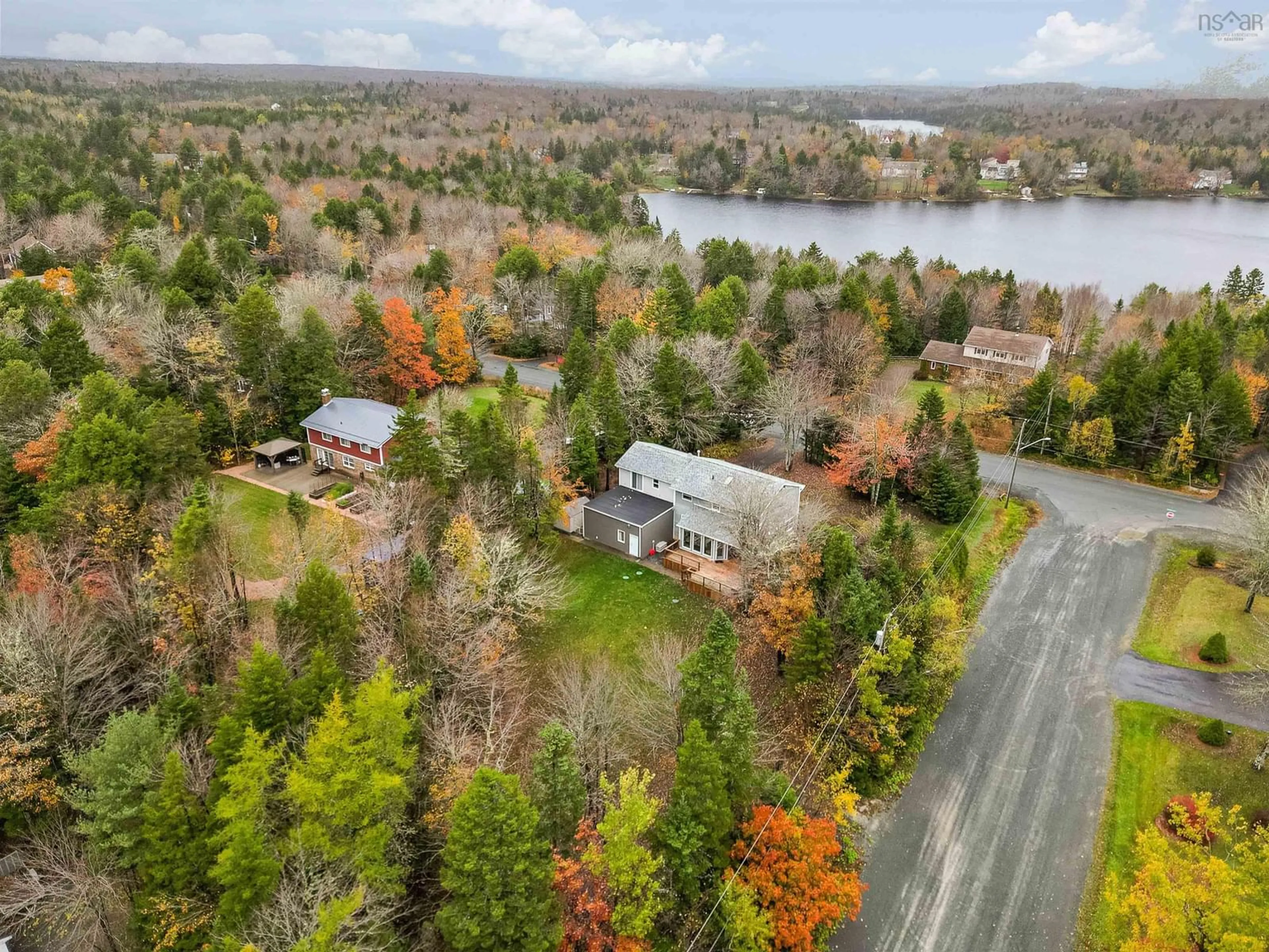 A pic from exterior of the house or condo, cottage for 201 Halfway Lake Dr, Hammonds Plains Nova Scotia B4C 2T2