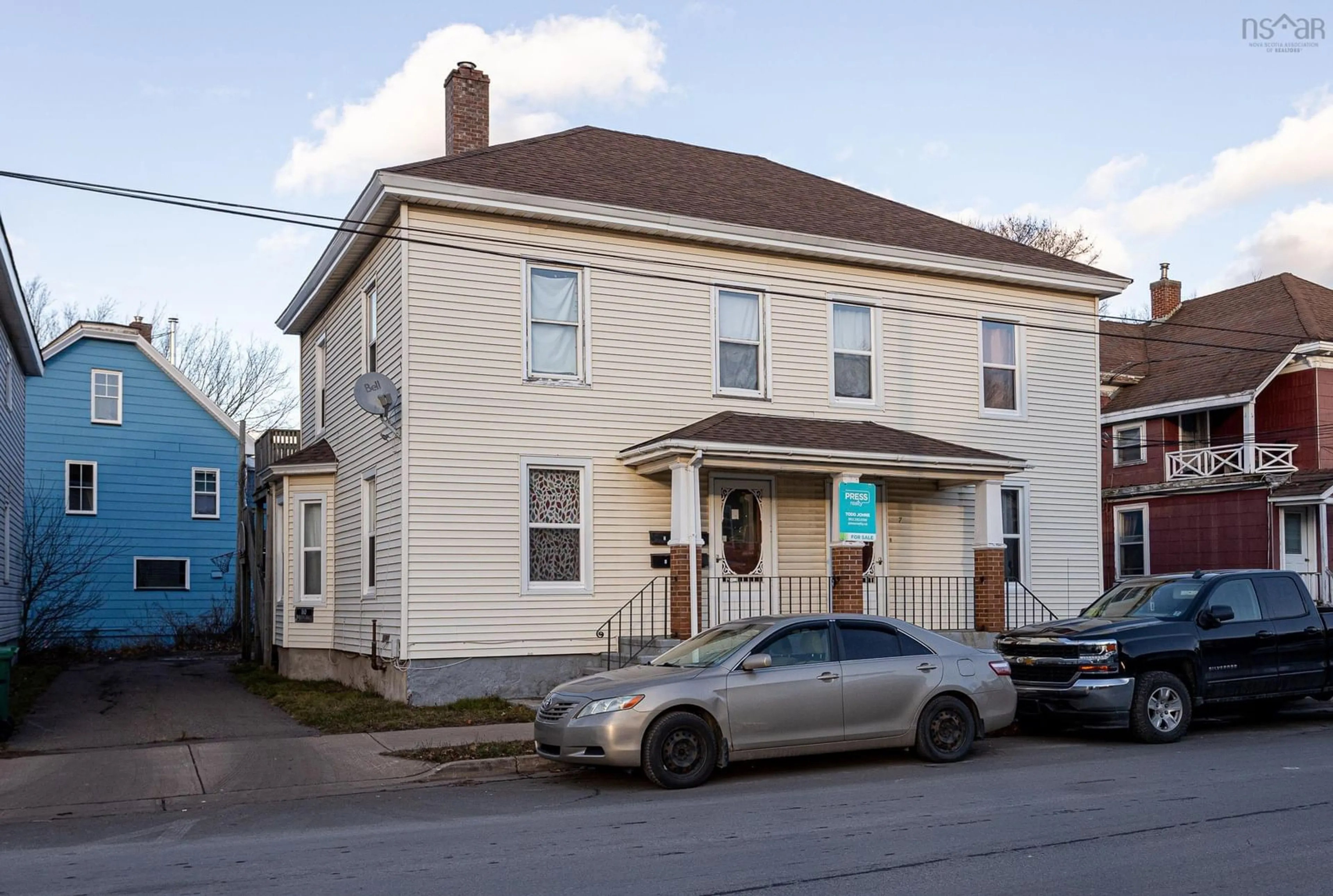 A pic from exterior of the house or condo, the front or back of building for 5 Victoria St, Truro Nova Scotia B2N 1Y5