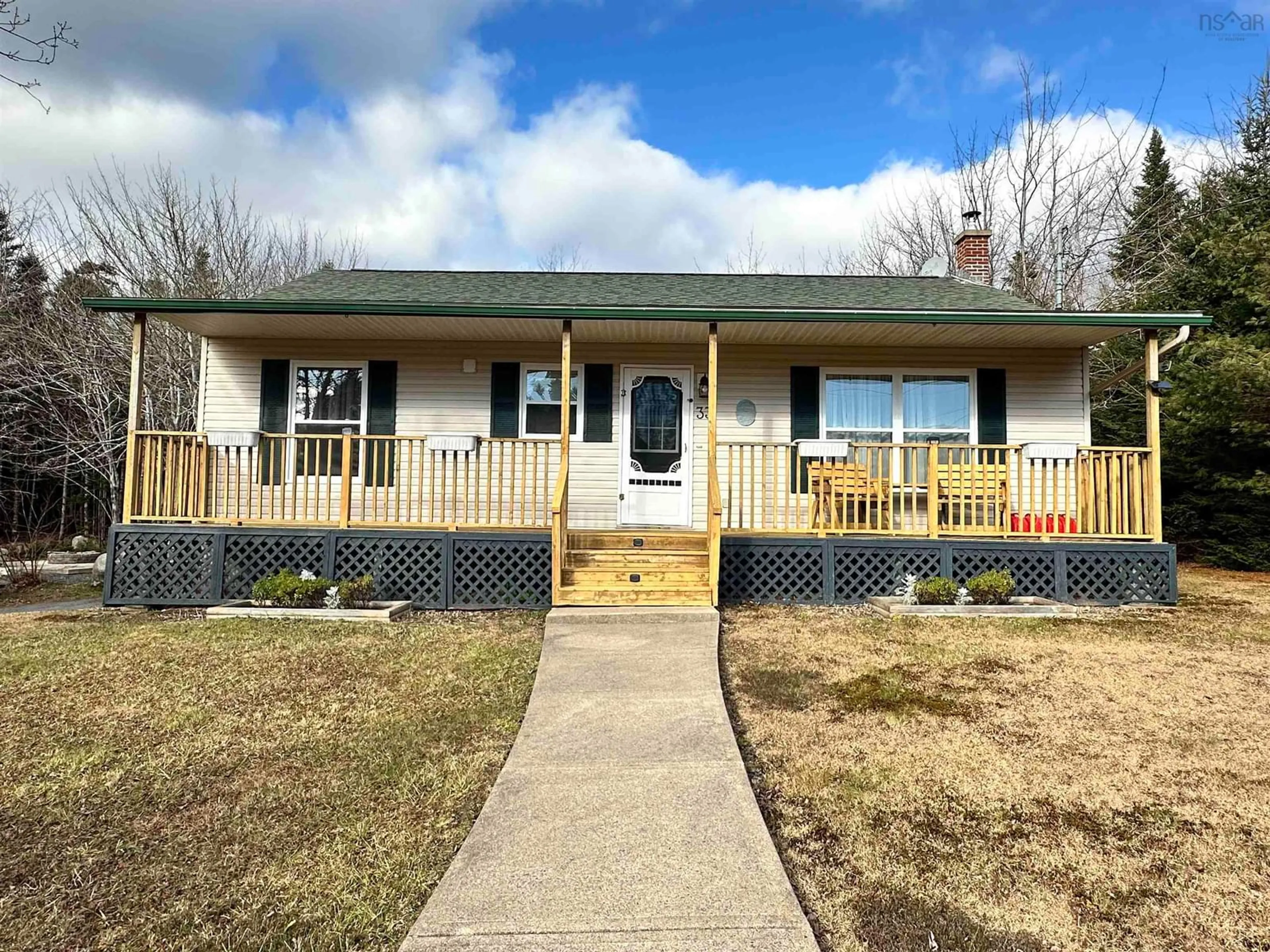 Frontside or backside of a home, cottage for 33 Earl Crt, Porters Lake Nova Scotia B3E 1H8