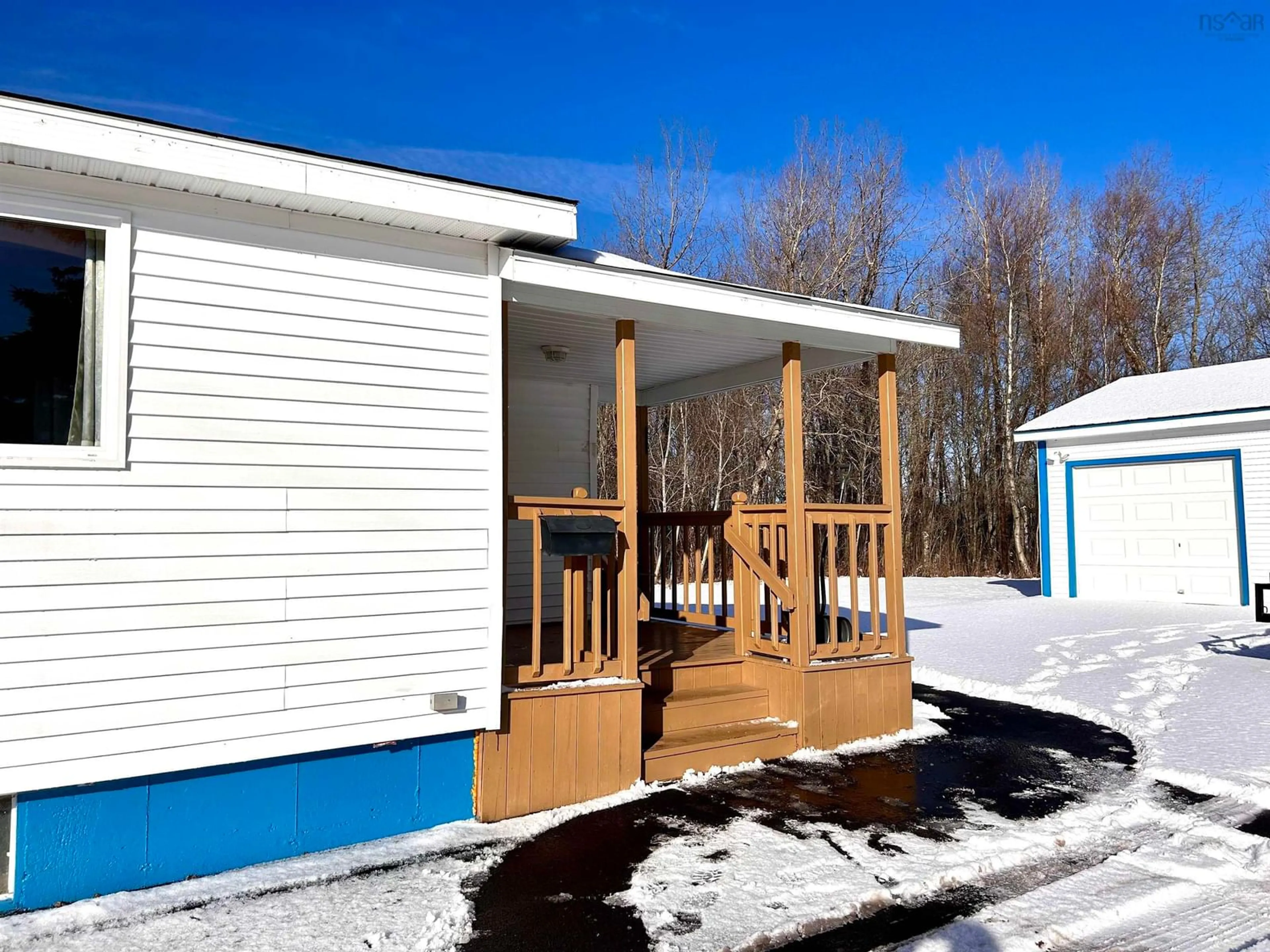 Home with vinyl exterior material, unknown for 282 Church St, Amherst Nova Scotia B4H 3C9