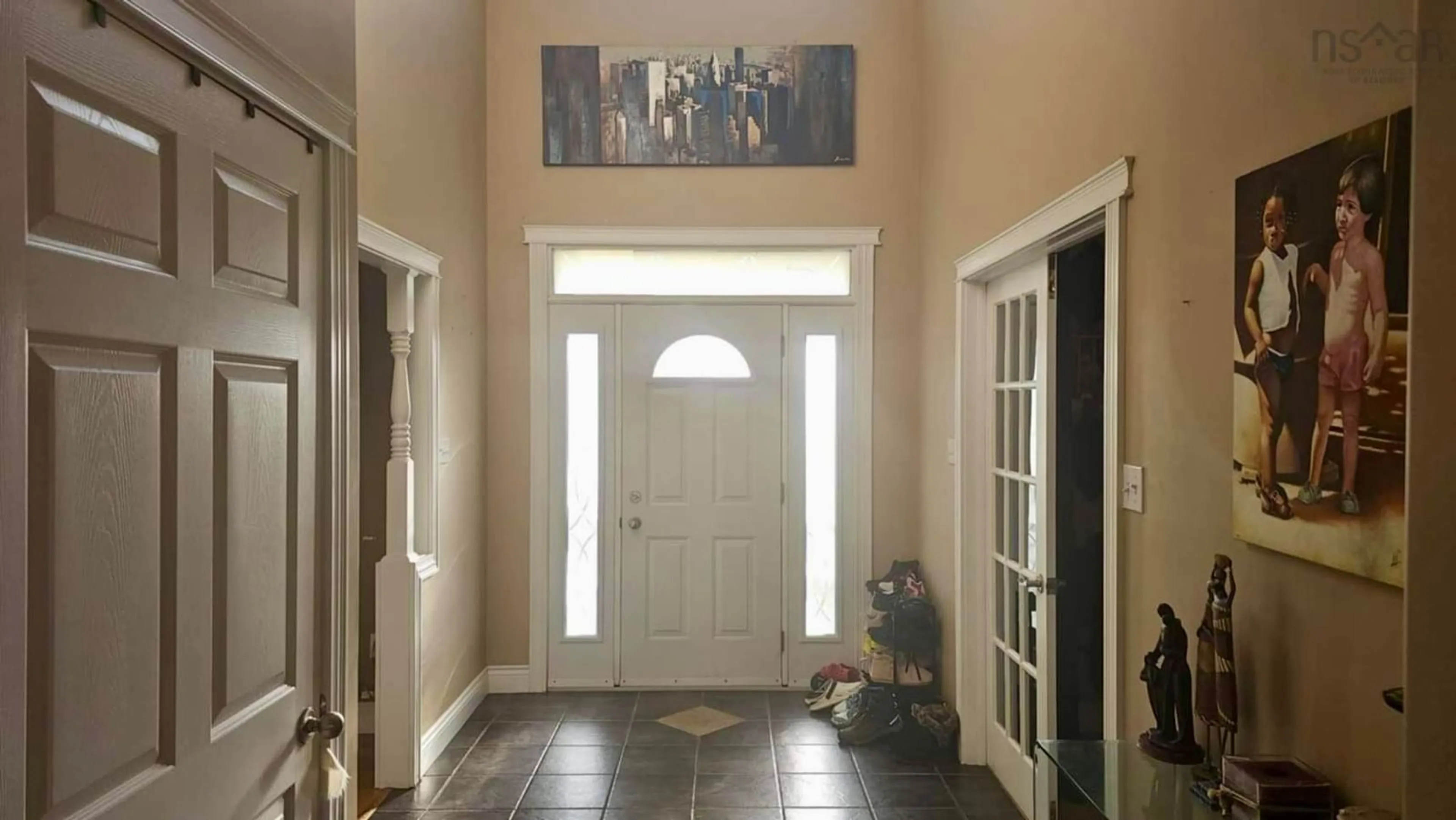 Indoor entryway for 82 Sierra Dr, New Glasgow Nova Scotia B2H 6A2