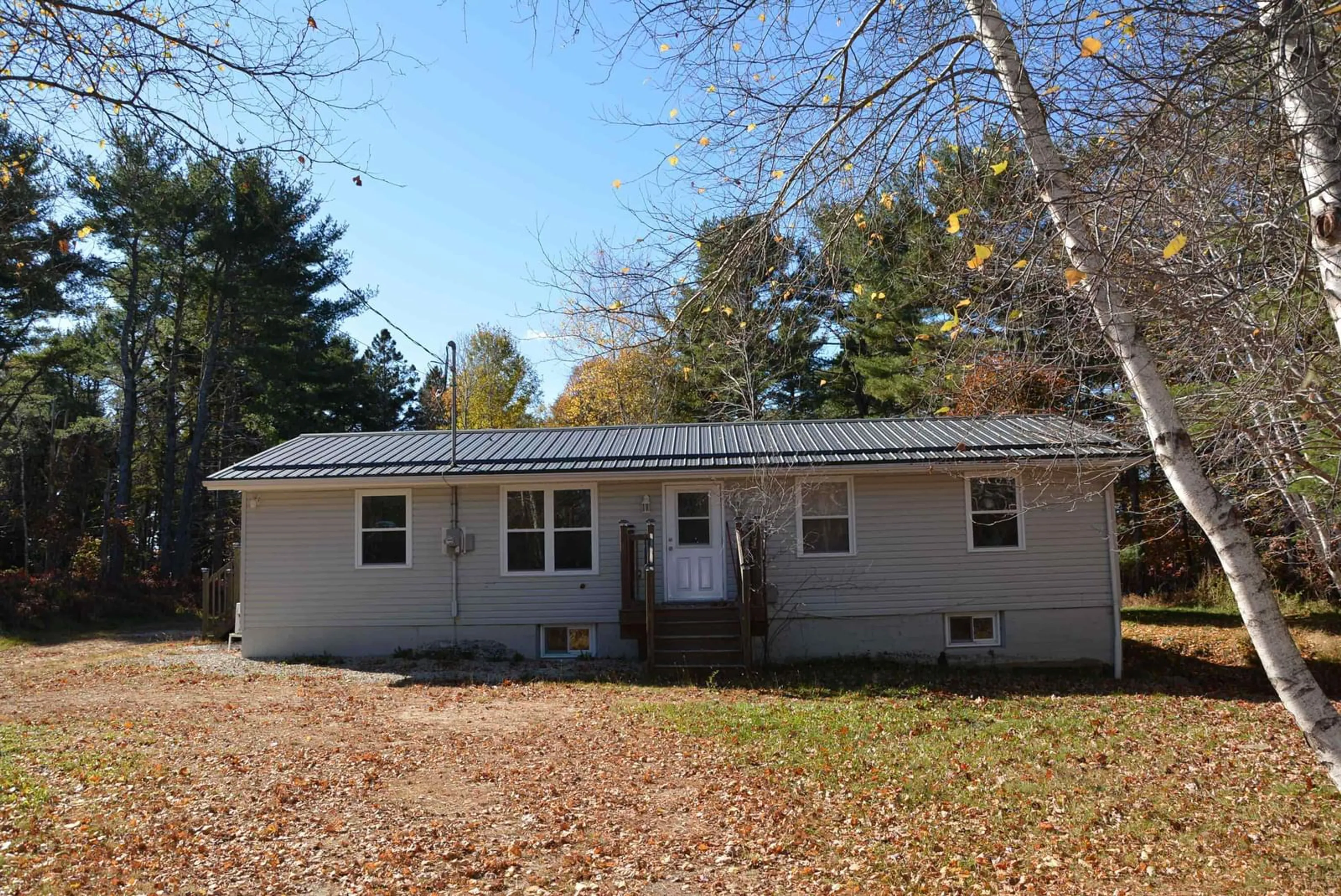 Home with vinyl exterior material, building for 88 Demont Rd, Chester Basin Nova Scotia B0J 1K0