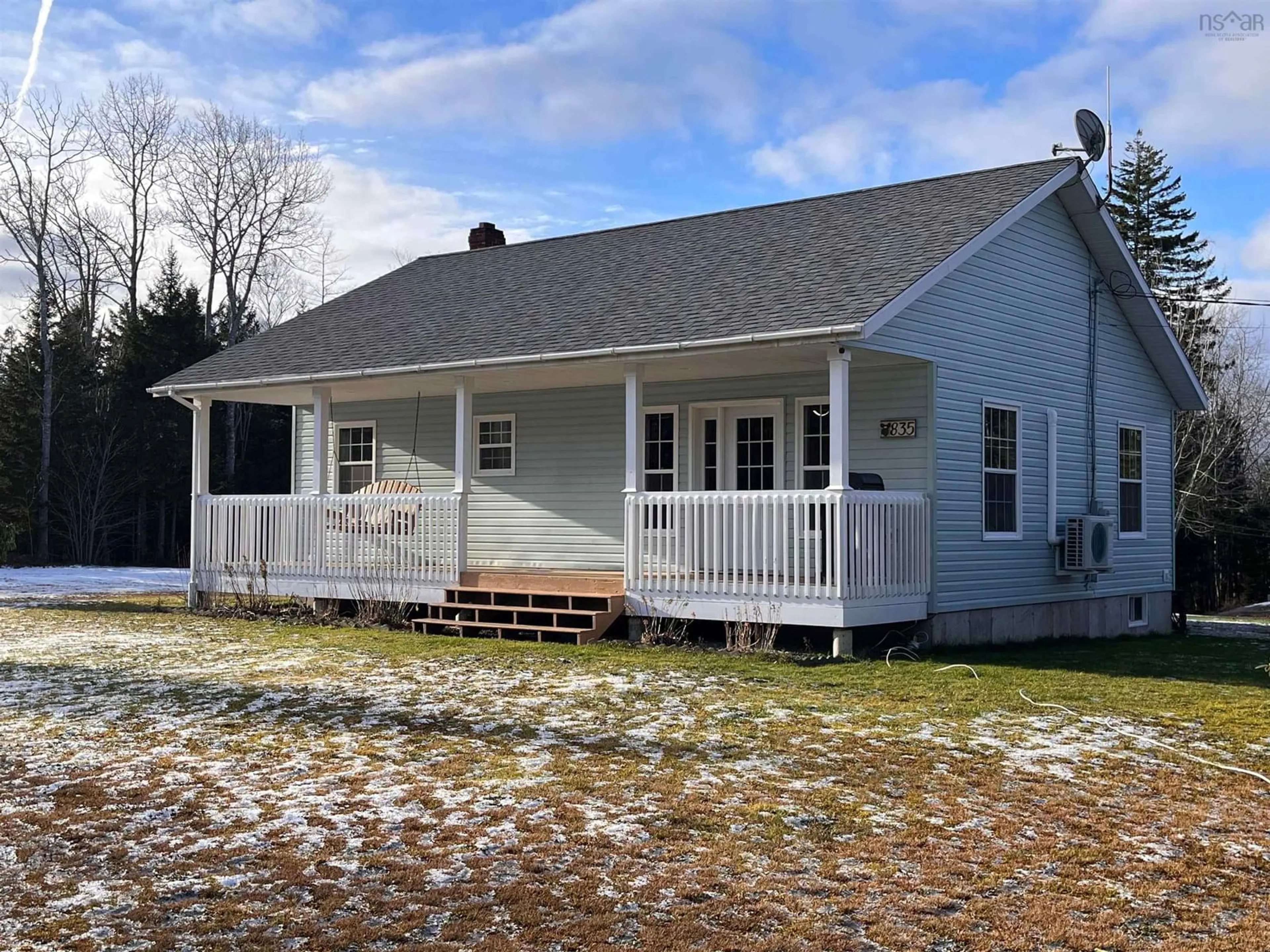 Home with vinyl exterior material, street for 835 Highway 203, Kemptville Nova Scotia B5A 5R3