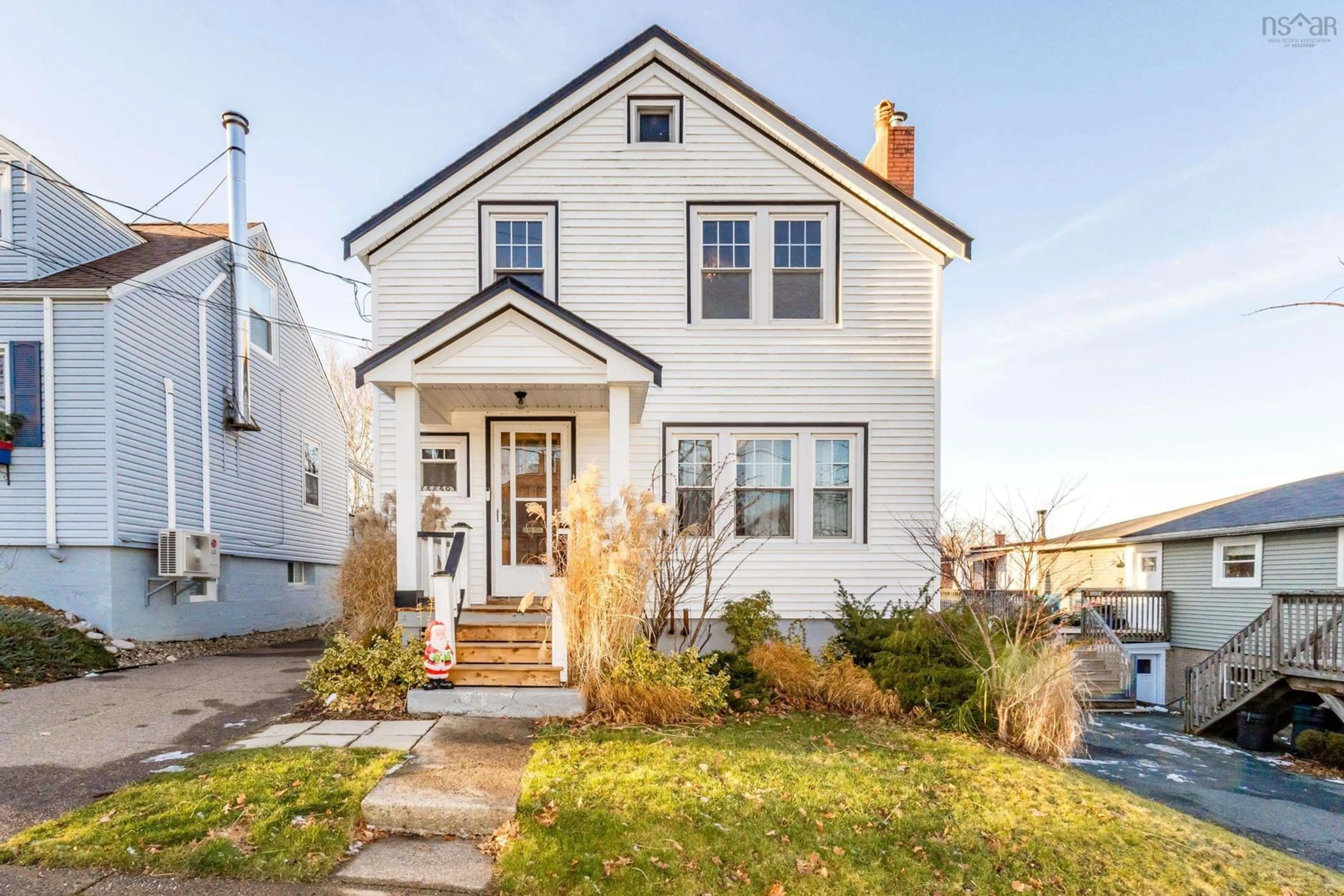 Home with vinyl exterior material, street for 5859 Merkel St, North End Nova Scotia B3K 2J2