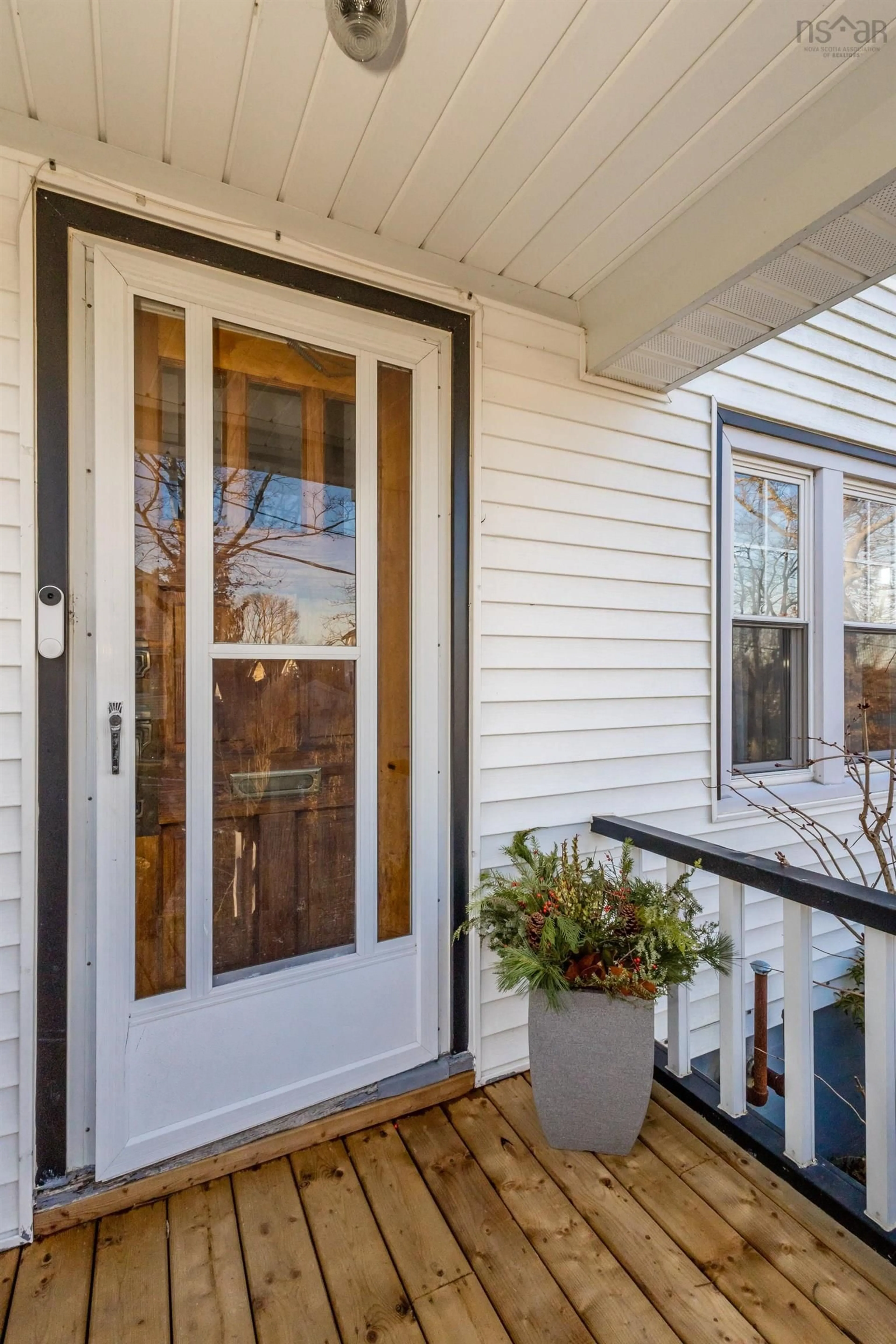 Indoor entryway for 5859 Merkel St, North End Nova Scotia B3K 2J2