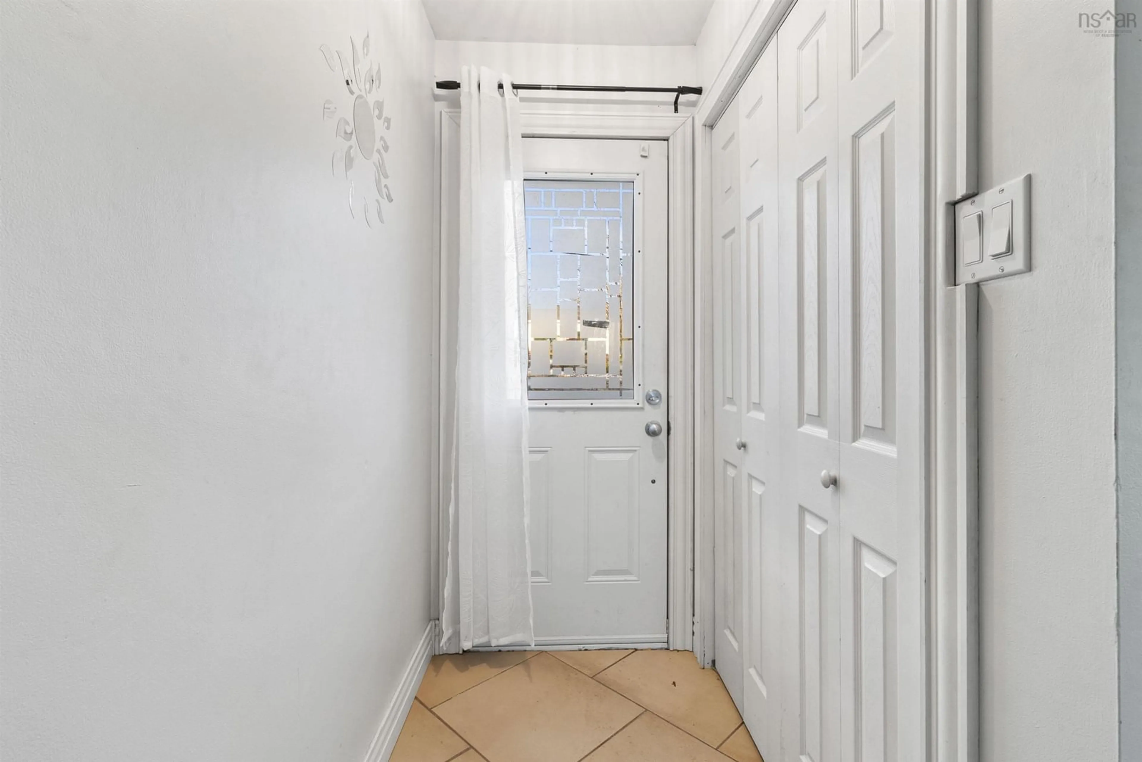 Indoor entryway for 45 Beaver Bank Rd, Lower Sackville Nova Scotia B4E 1G4