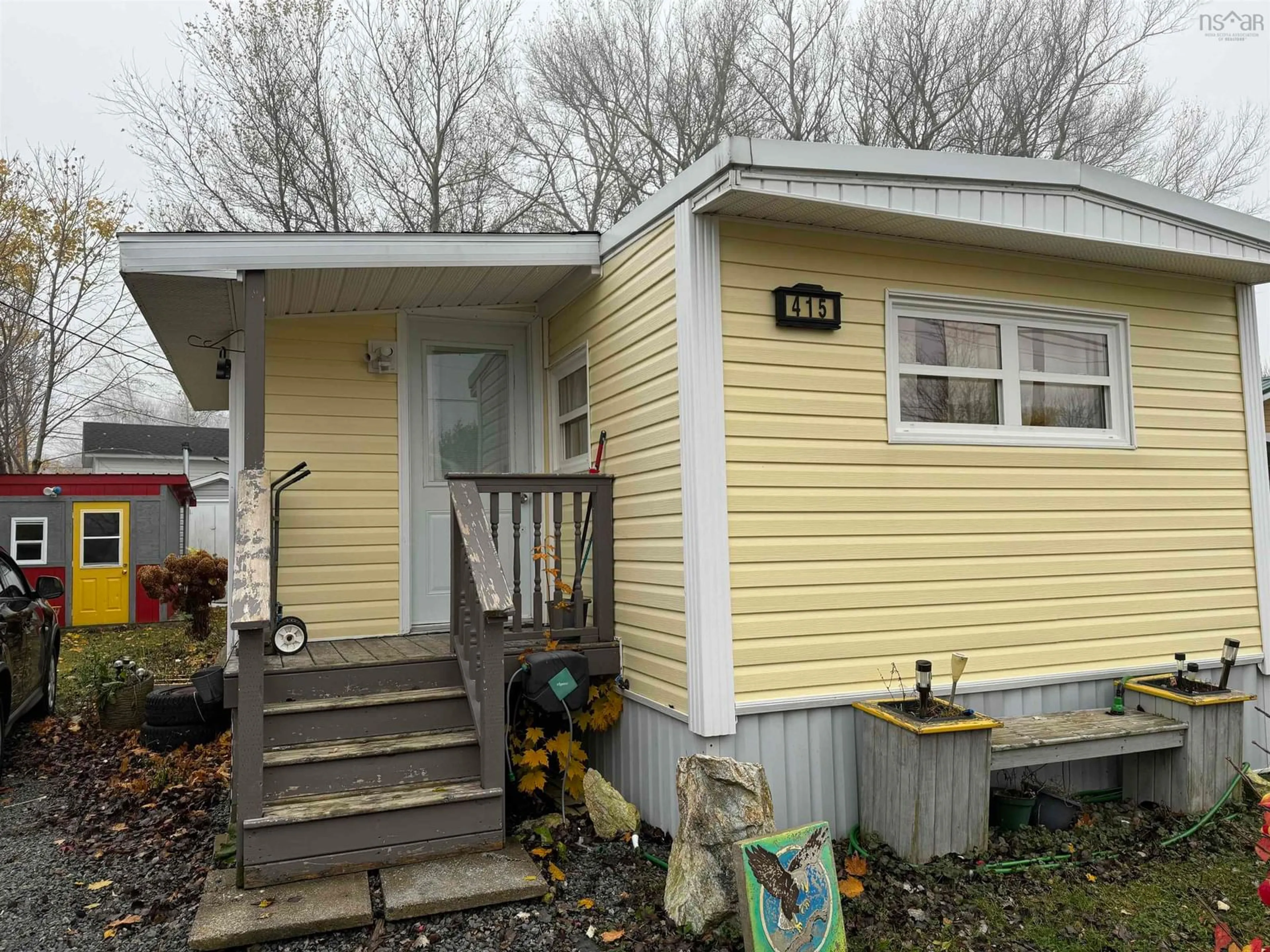 Home with vinyl exterior material, street for 417 Main St, Florence Nova Scotia B1Y 1K8