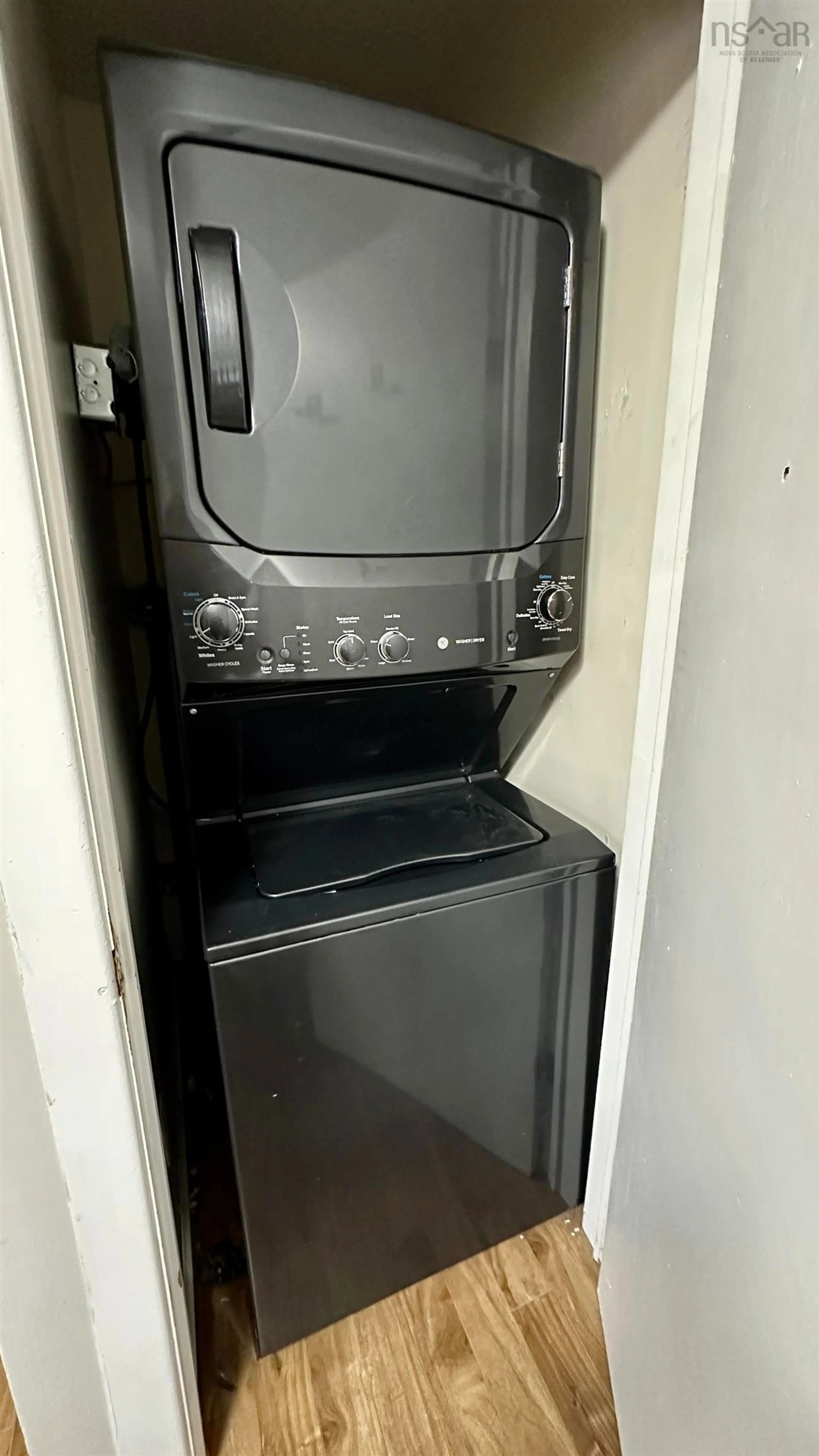 Laundry room for 45 Prospect Ave, Kentville Nova Scotia B4N 2L7