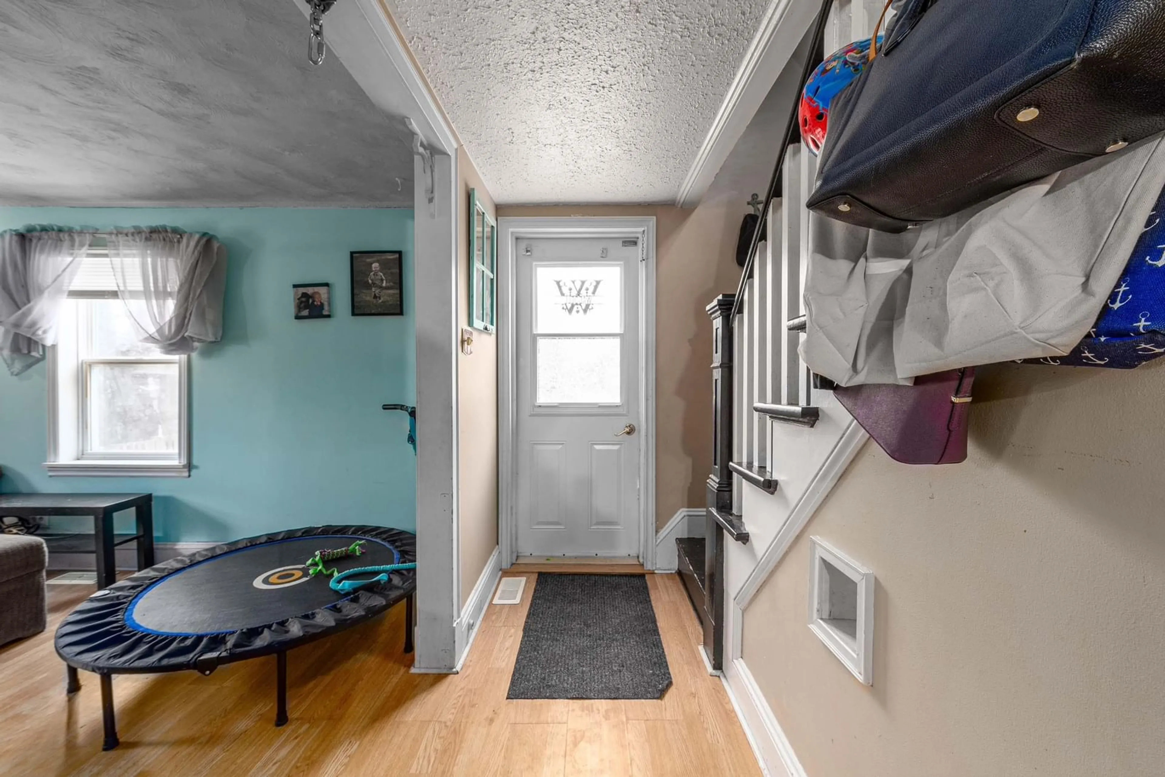 Indoor entryway for 80 Old Halifax Rd, Newport Station Nova Scotia B0N 2T0