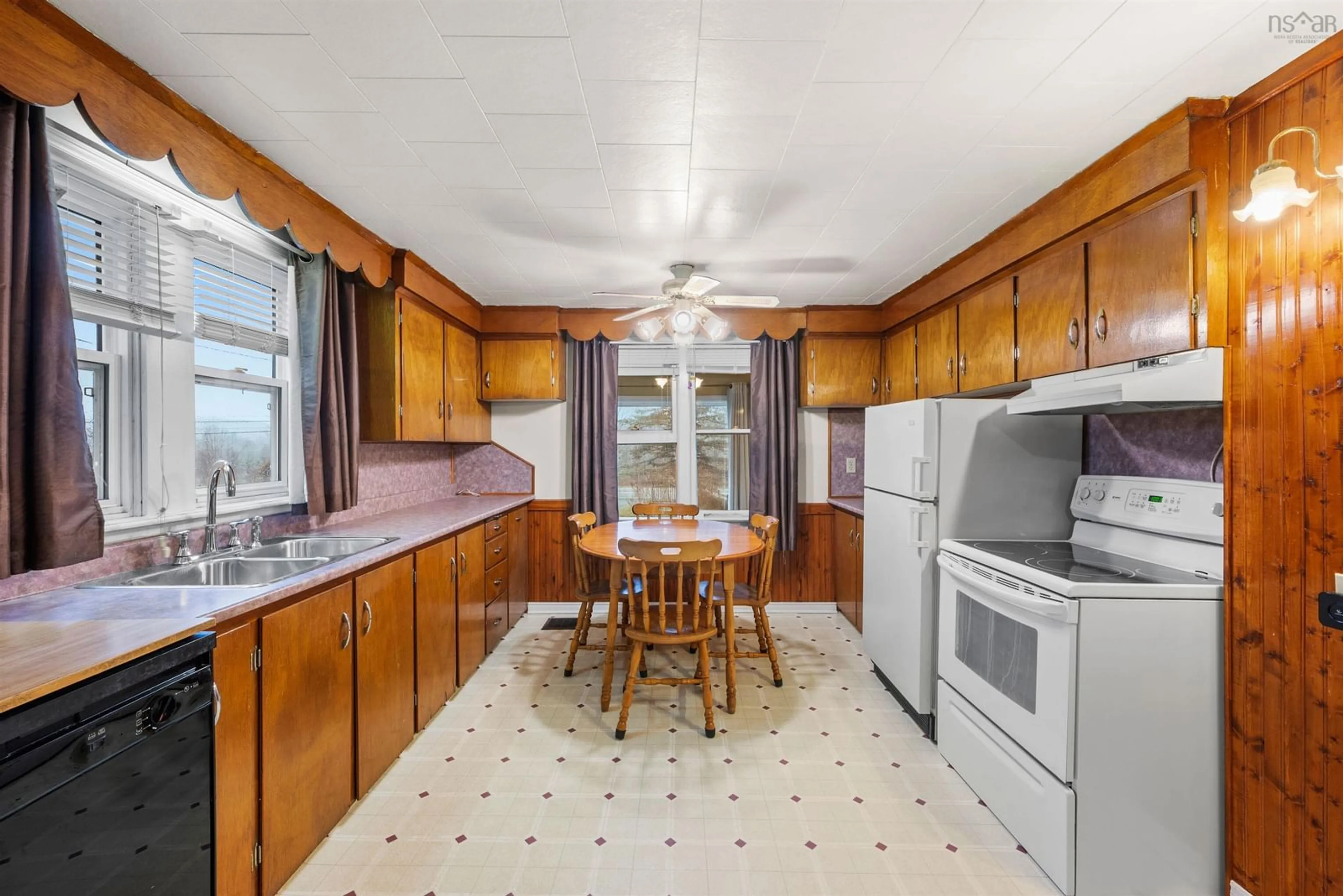 Standard kitchen, ceramic/tile floor for 4781 Highway 1, Three Mile Plains Nova Scotia B0N 2T0