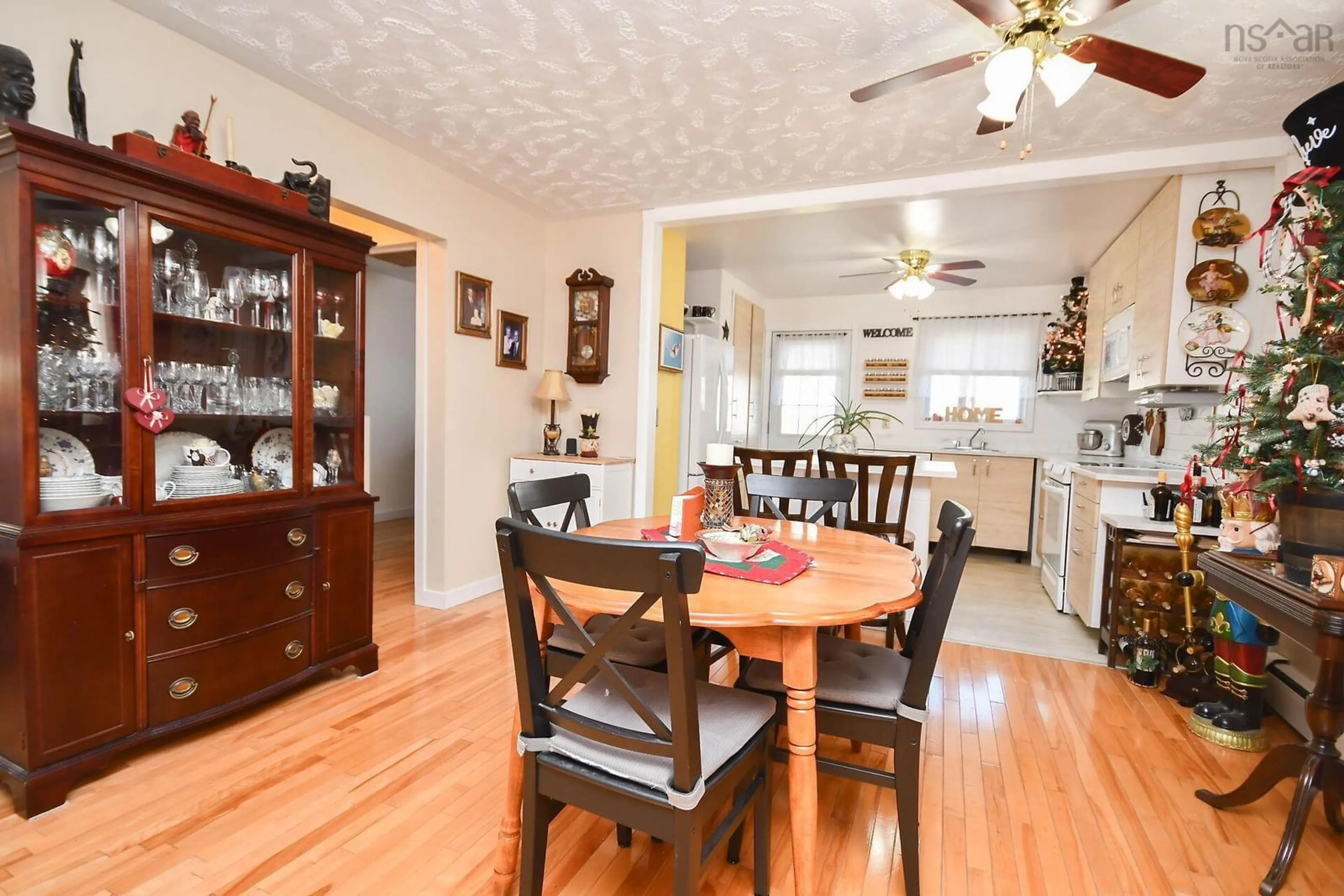 Dining room, wood/laminate floor for 15 Circassion Dr, Forest Hills Nova Scotia B2W 4R2