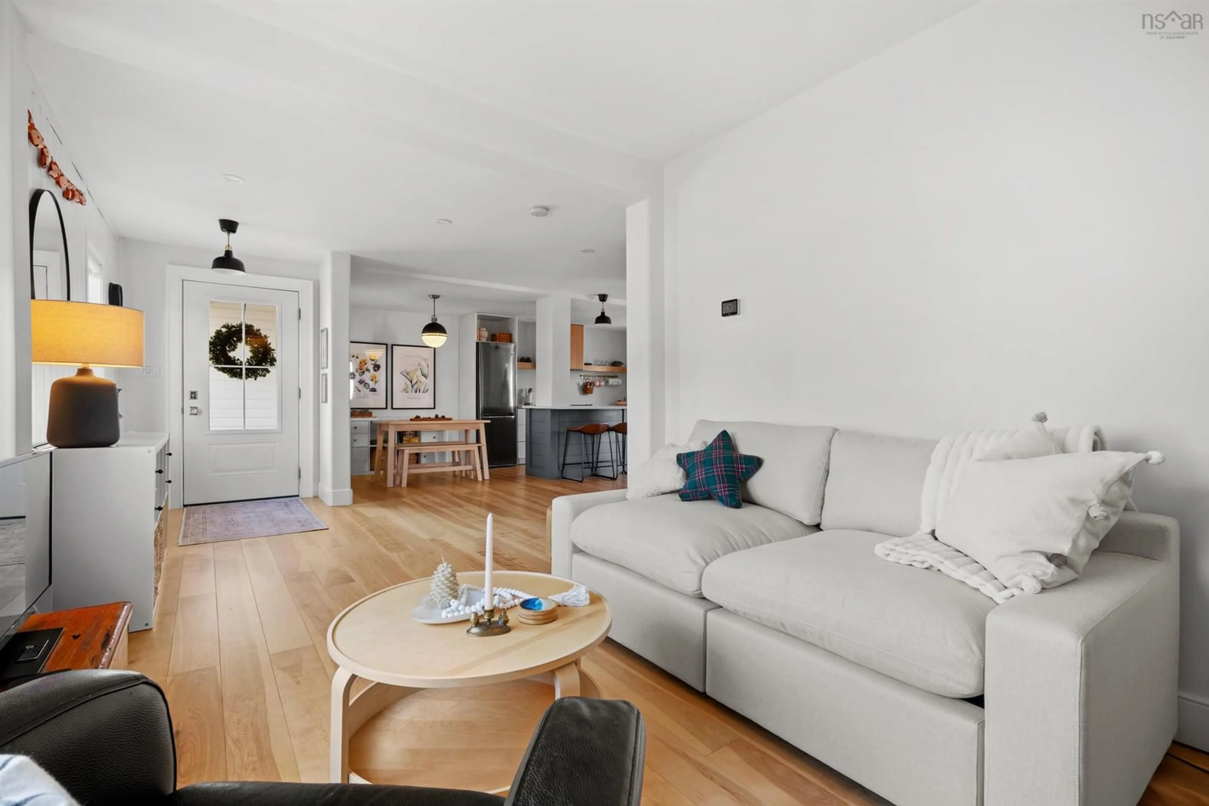 Living room with furniture, unknown for 5 Gordon St, Bedford Nova Scotia B4A 2N6