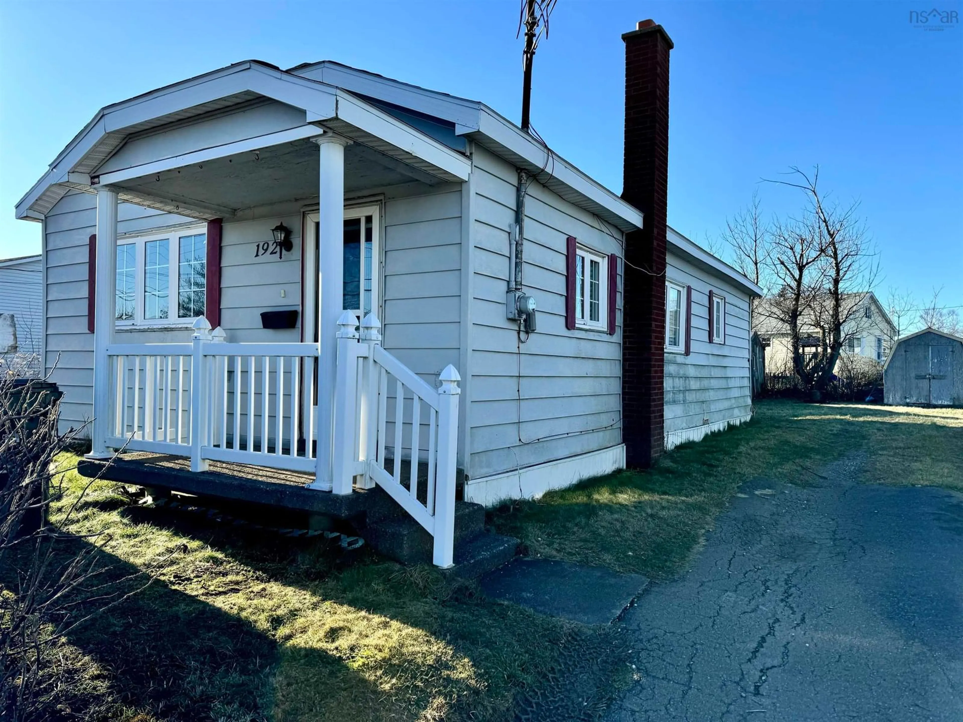 Home with vinyl exterior material, street for 192 Seaview St, Glace Bay Nova Scotia B1A 1P5