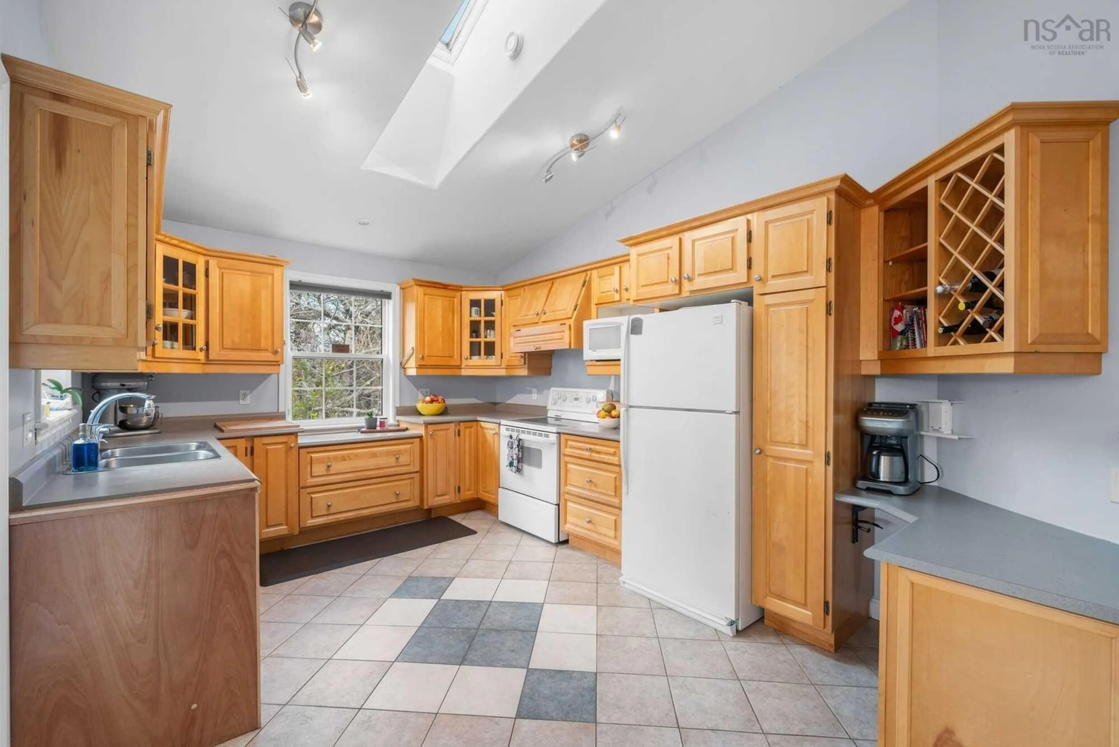 Standard kitchen, ceramic/tile floor for 341 Windsor Dr, Stillwater Lake Nova Scotia B3Z 1H2