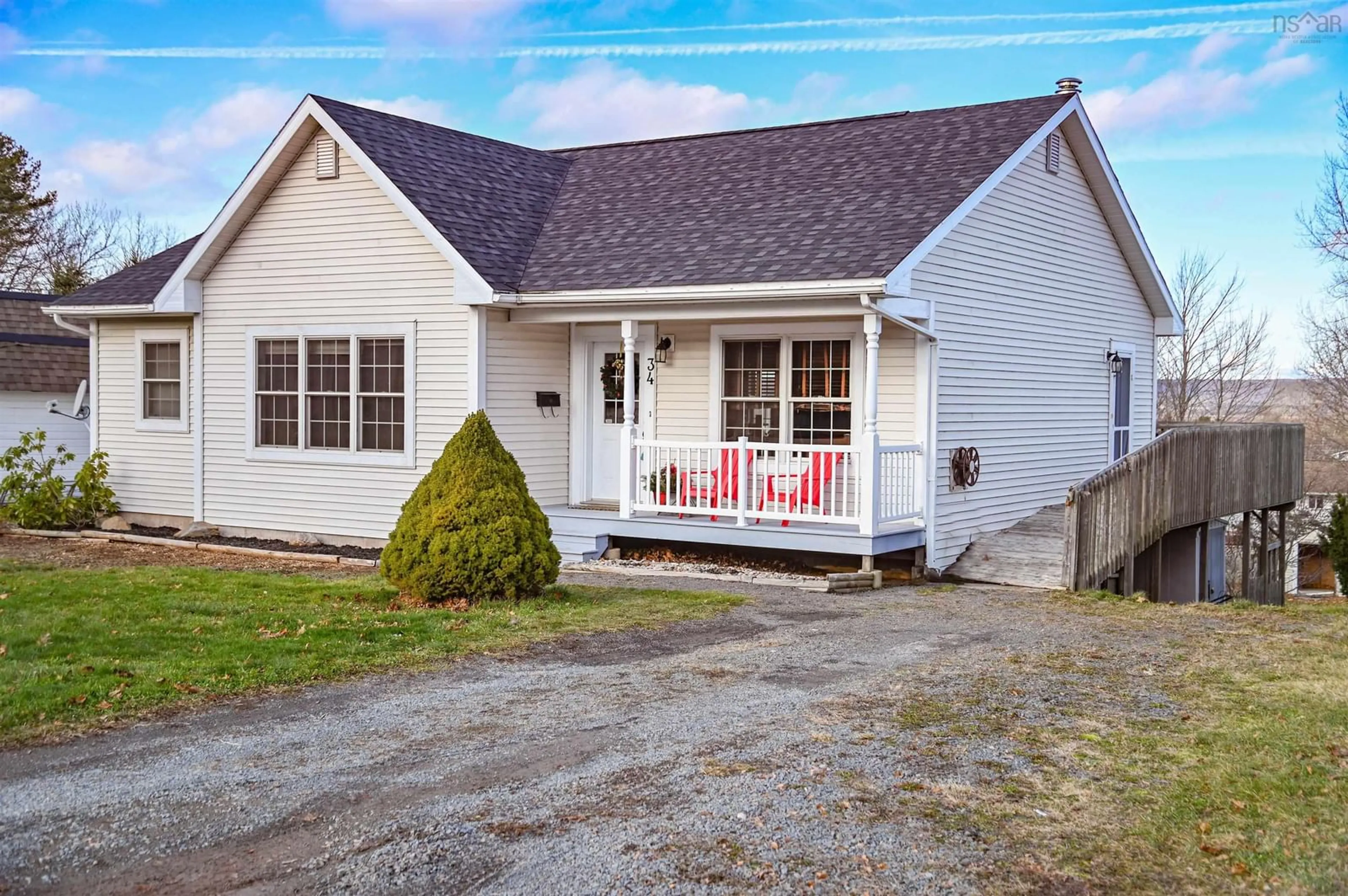 Home with vinyl exterior material, street for 34 Hillcrest Ave, Kentville Nova Scotia B4N 1X2