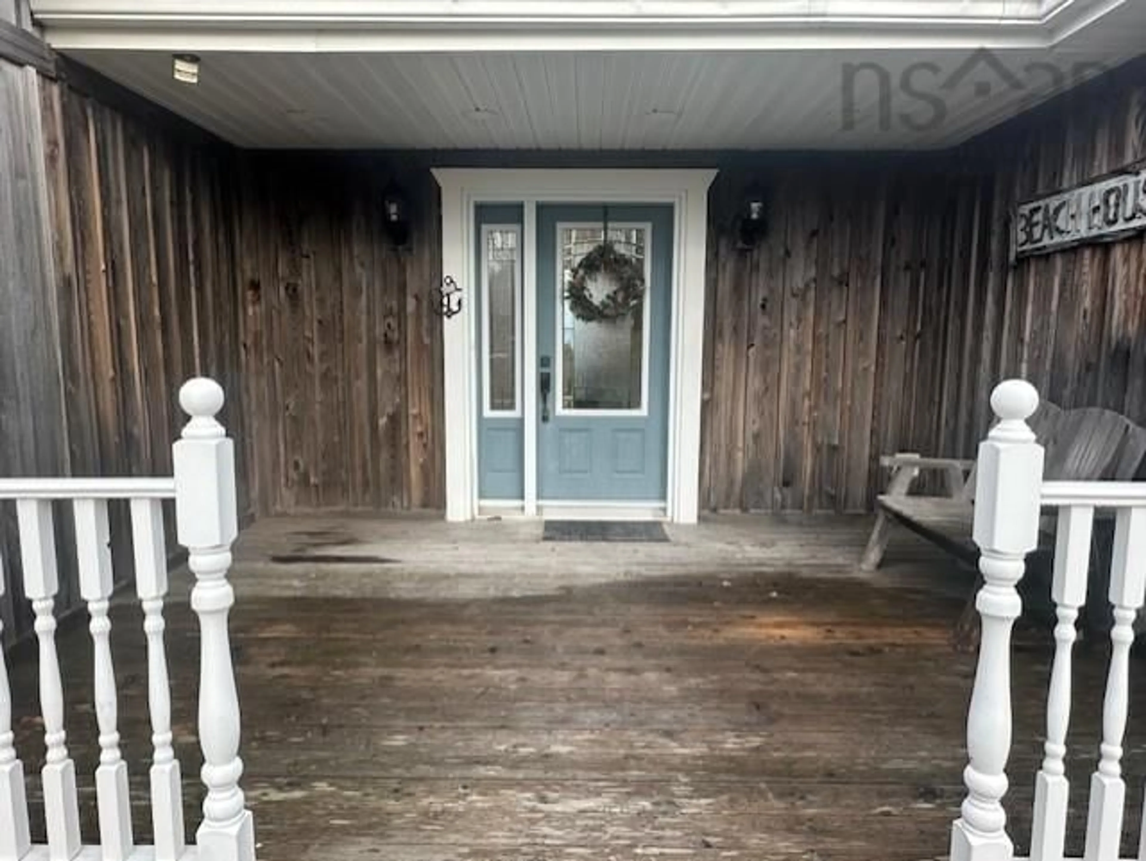 Indoor entryway for 12 Birch Water Dr, Big Island Nova Scotia B0K 1G0