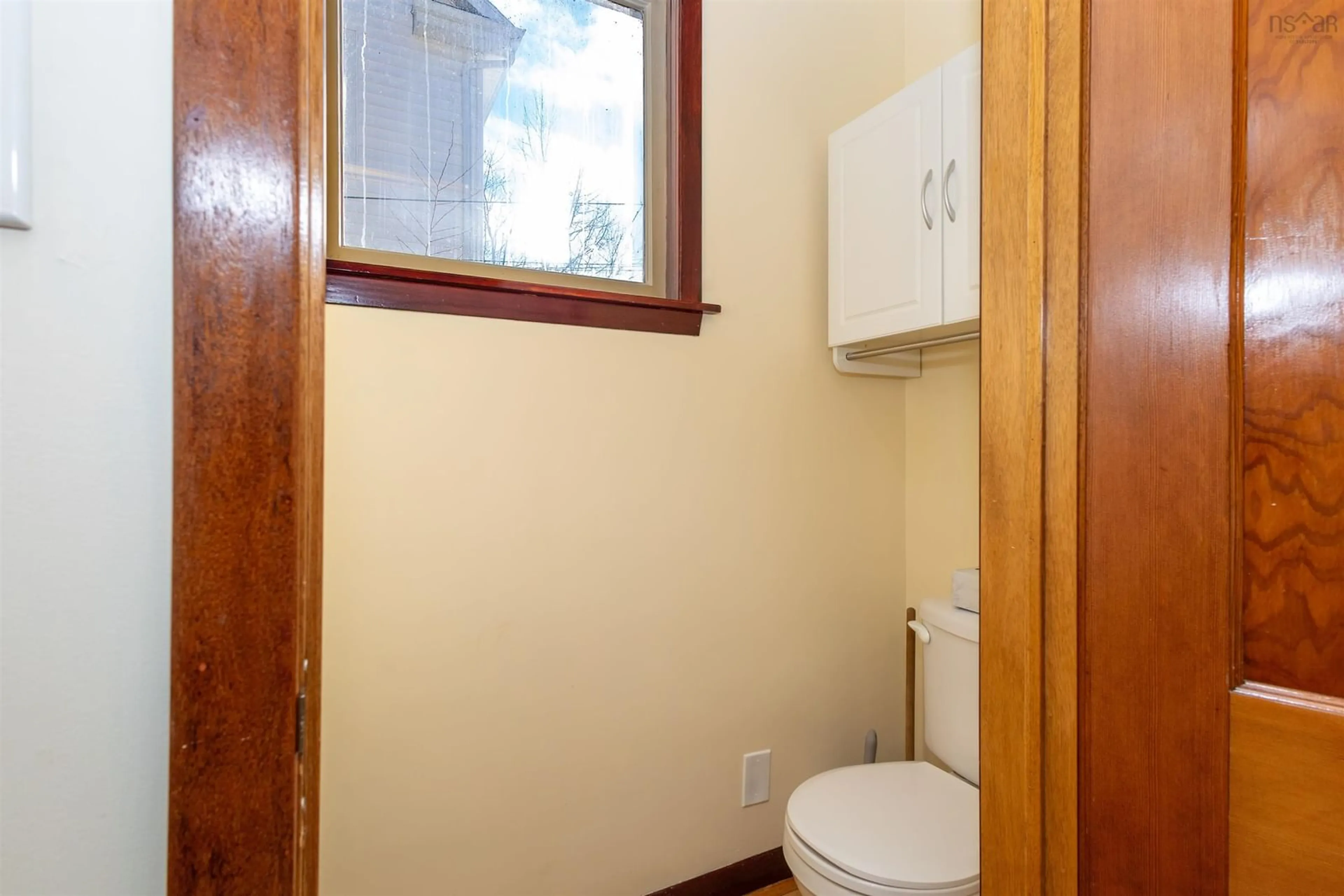 Standard bathroom, floor is not visible for 399 Bentinck St. St, Sydney Nova Scotia B1S 2Y5