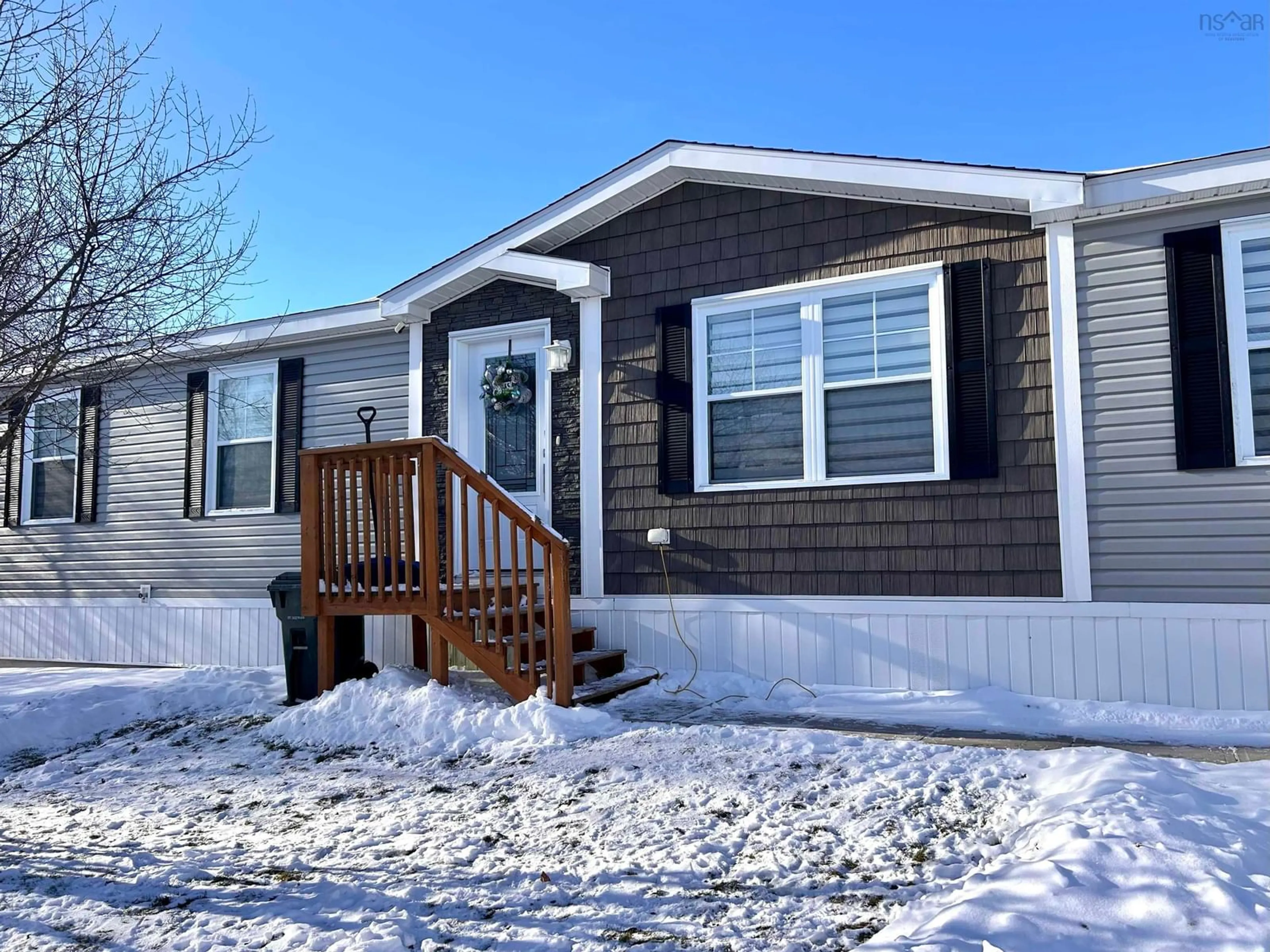 Home with vinyl exterior material, street for 4 Cambridge Crt, Amherst Nova Scotia B4H 0B7