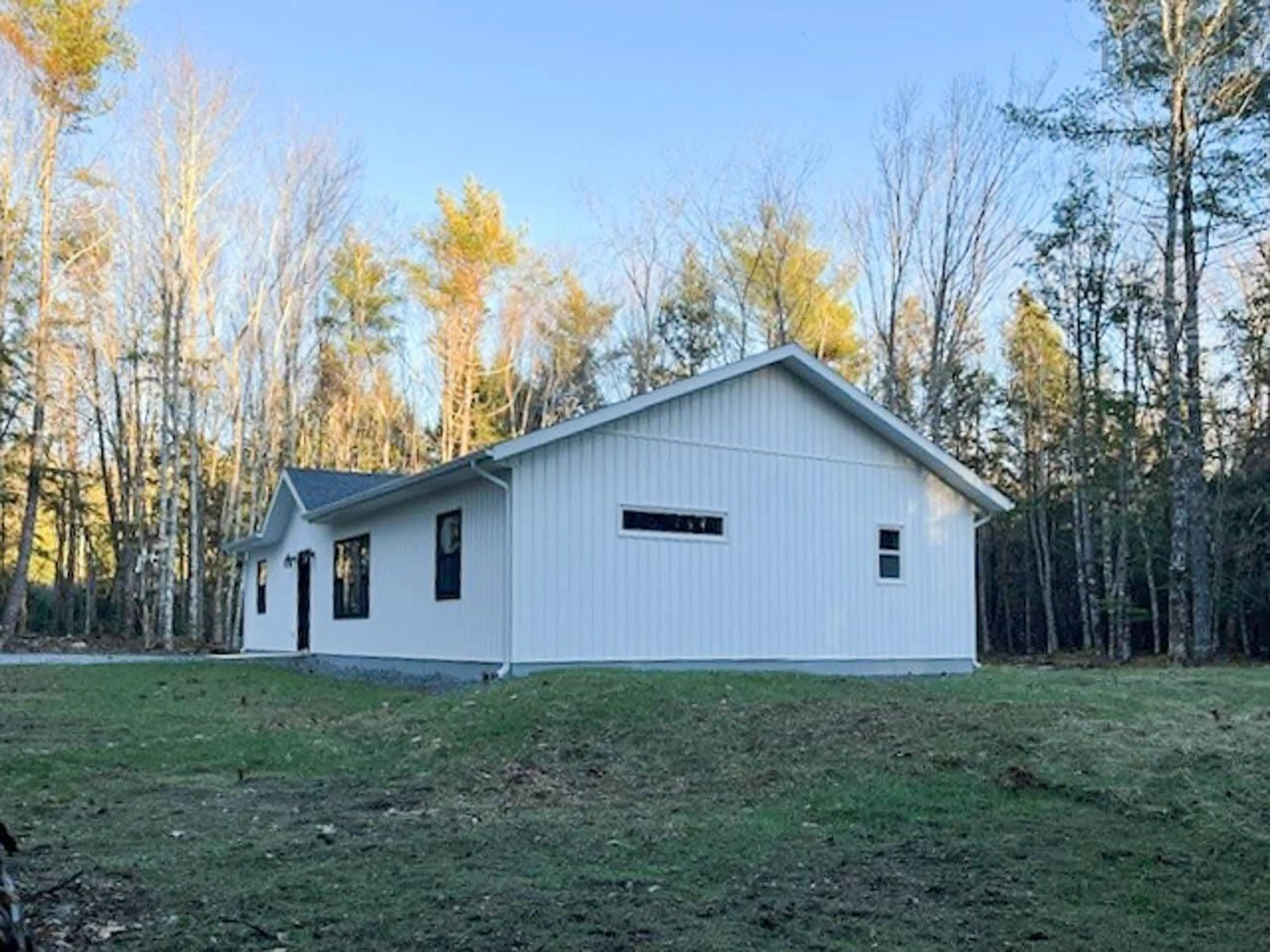 Home with vinyl exterior material, building for 32 Five Pound Rd, Wentzells Lake Nova Scotia B0R 1E0