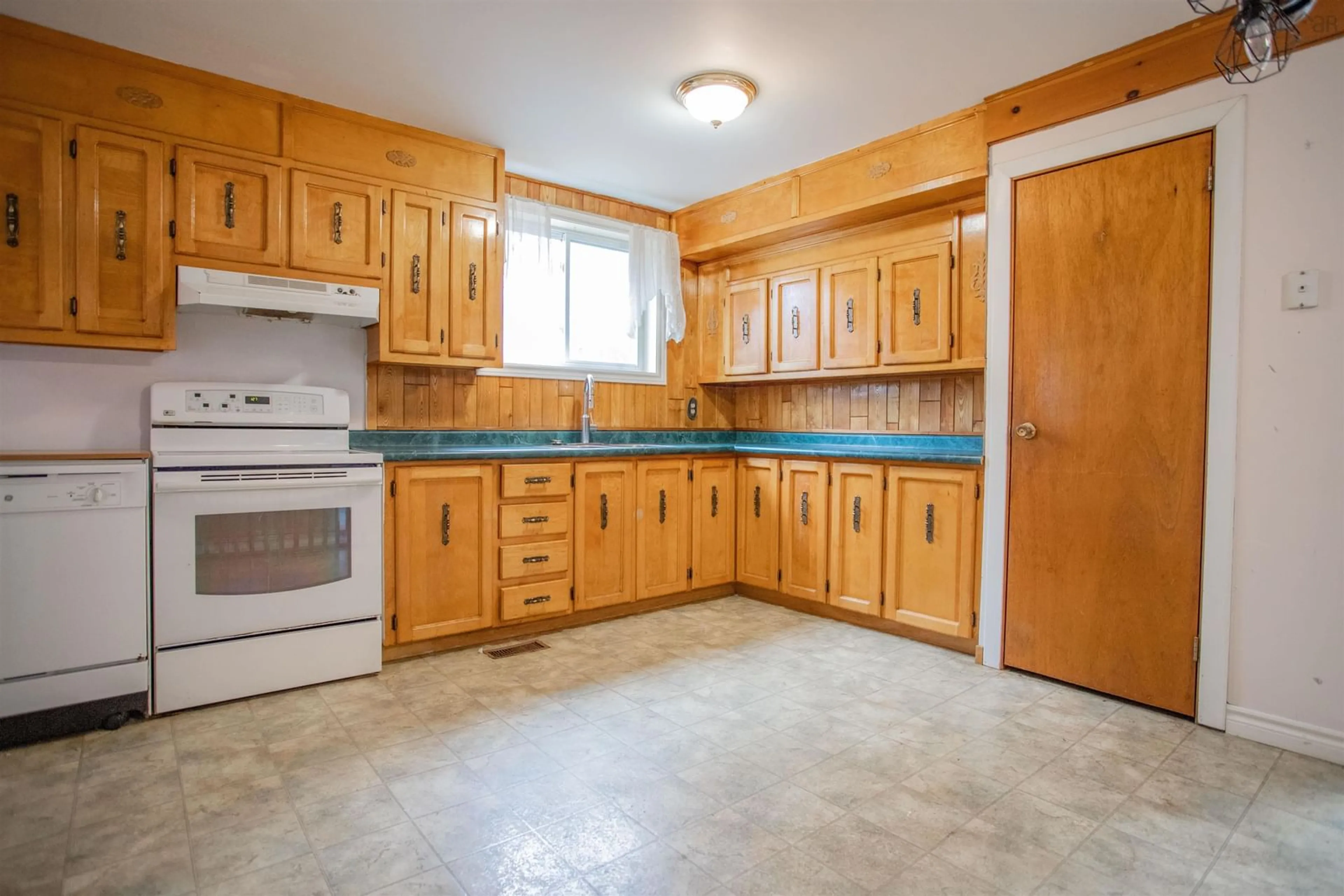 Standard kitchen, unknown for 2170 Old Mill Rd, South Farmington Nova Scotia B0P 1W0